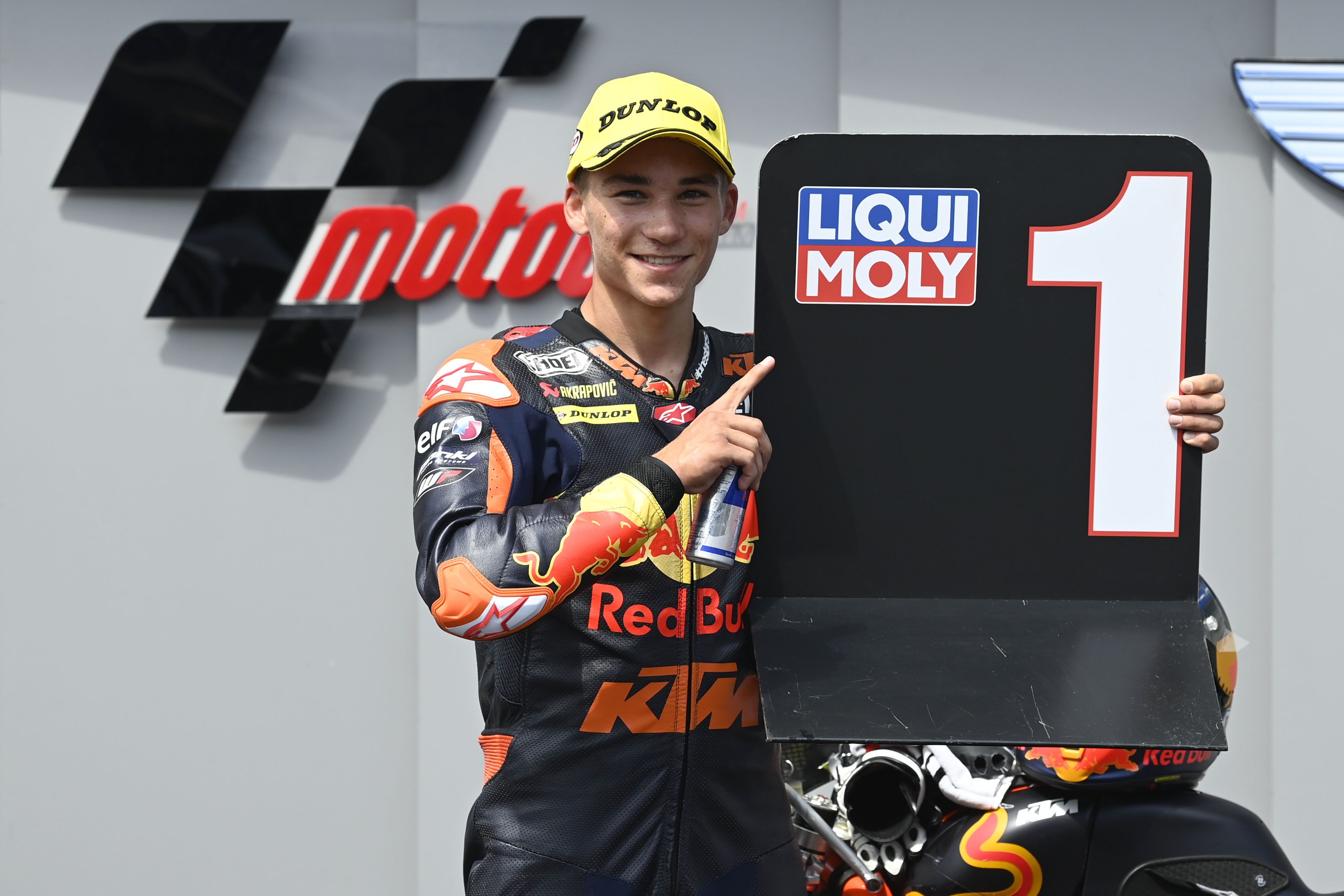 deniz oncu pole moto3 estiria