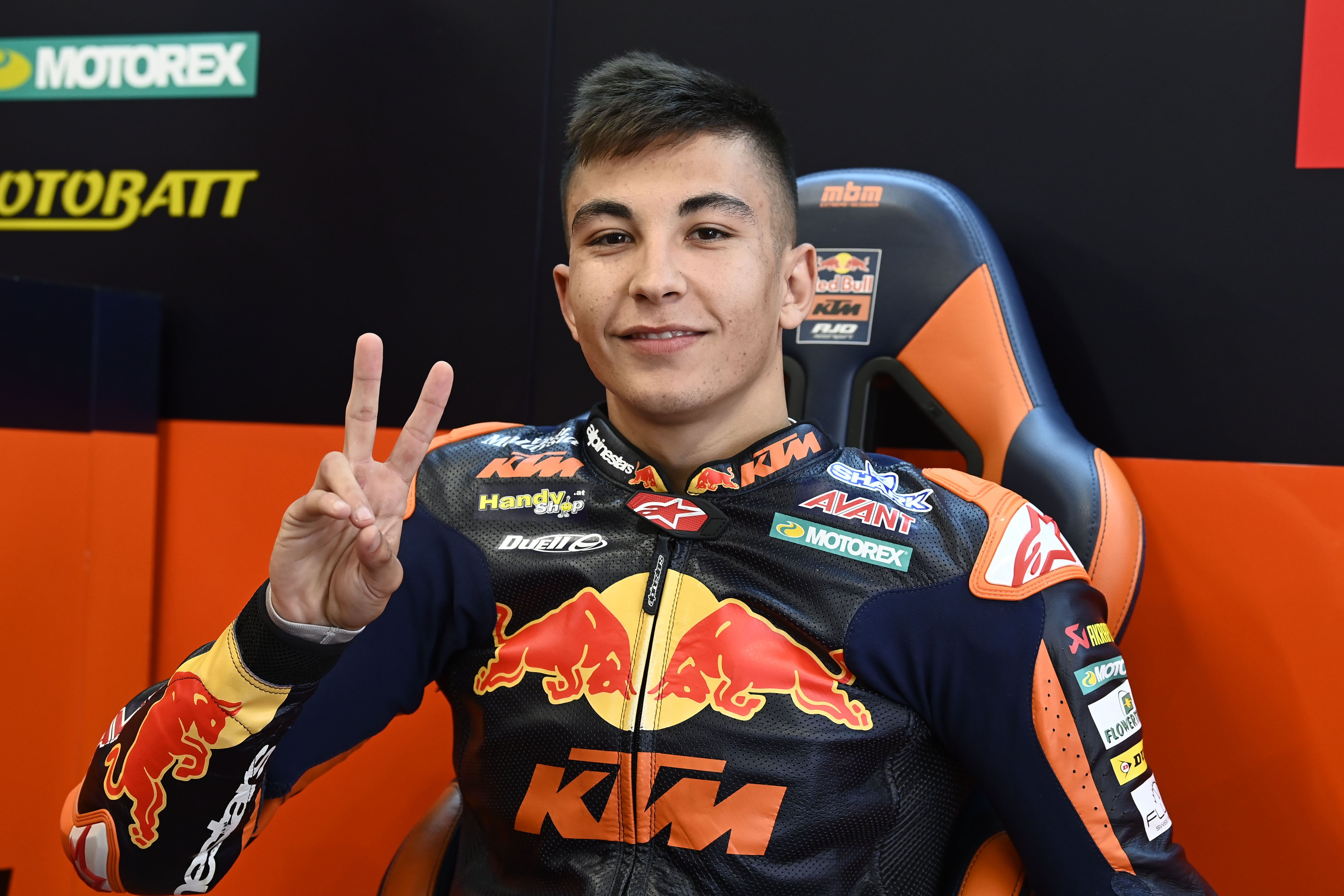 Oficial: Raúl Fernández sube a MotoGP con el Tech 3 KTM
