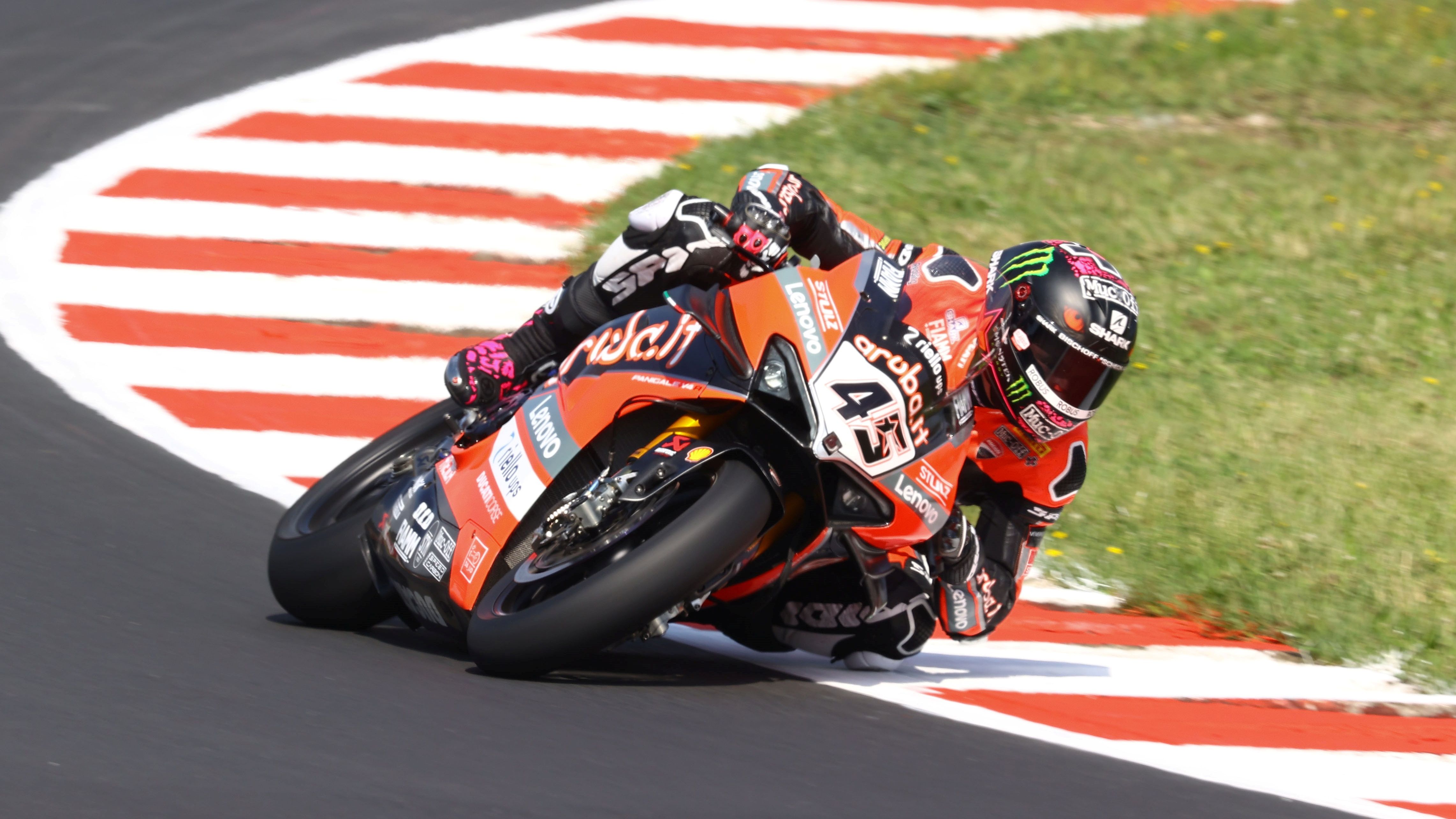 Scott Redding cambiará a BMW tras dos temporadas en Ducati.