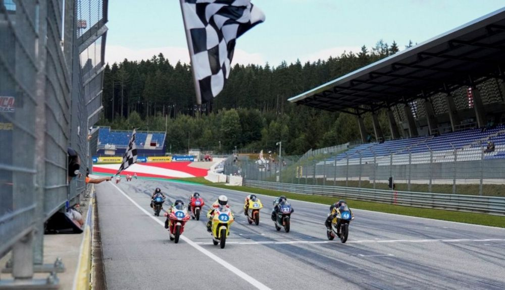 Rossi Moor se impone en la misma meta a Lenoxx Phommara y Kevin Farkas Rossi Moor se impone en la misma meta a Lenoxx Phommara y Kevin Farkas