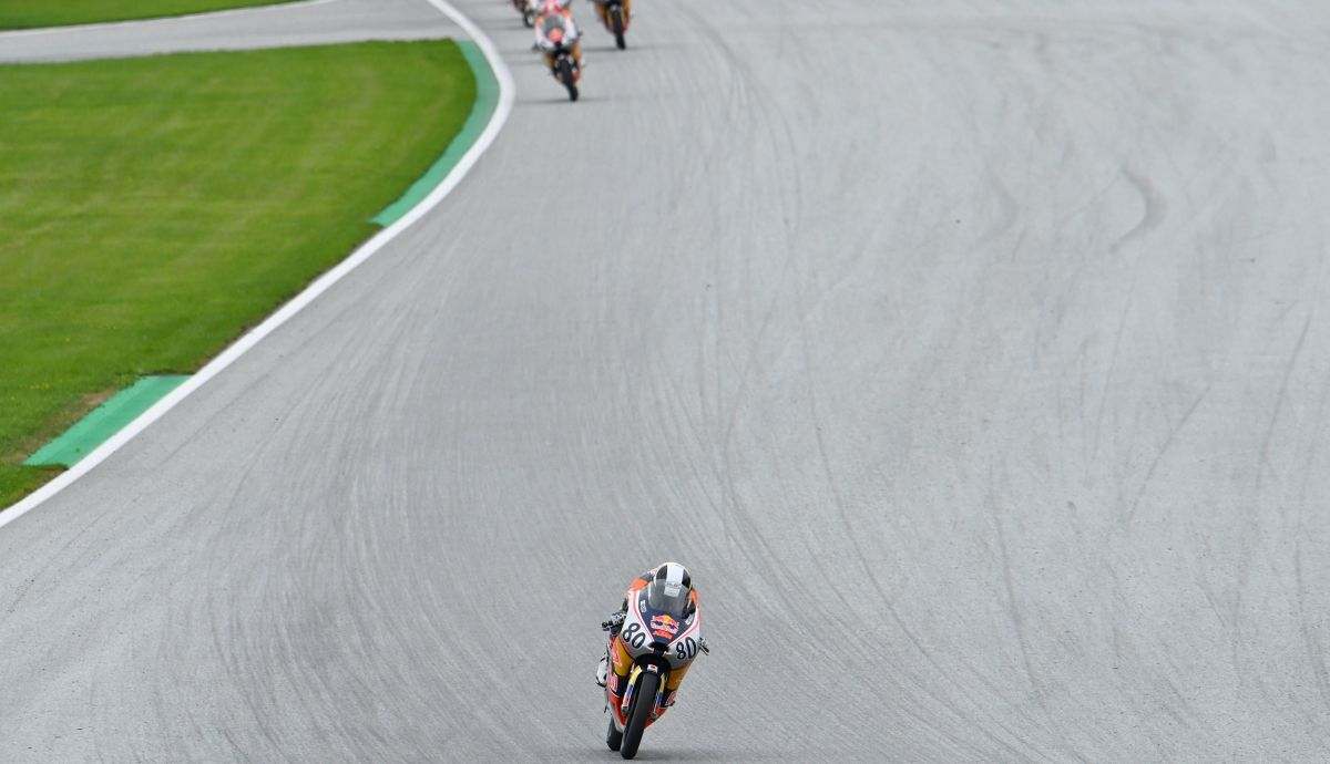 David Alonso se escapó en solitario hacia una victoria incontestable David Alonso se escapó en solitario hacia una victoria incontestable