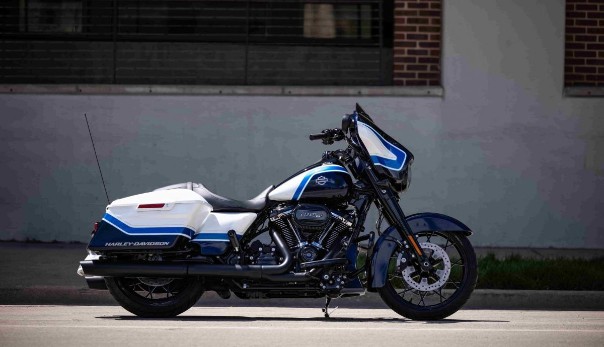 Harley Davidson Street Glide Special Artic Blast 02 Harley Davidson Street Glide Special Artic Blast 02