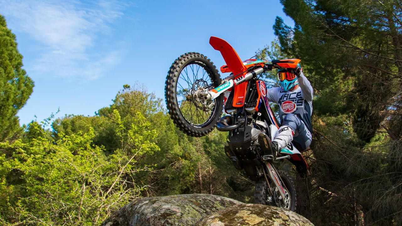 KTM 125 SX E SMR Manu Gómez (1)