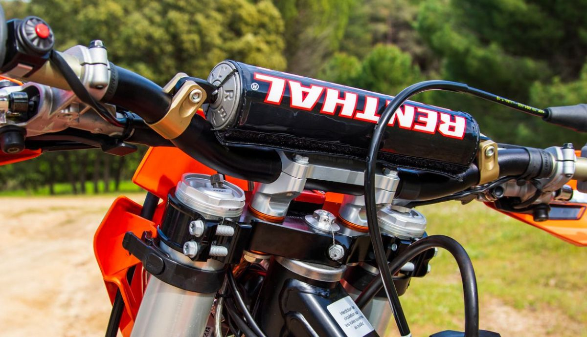 KTM 125 SX E SMR Manu Gómez (18) KTM 125 SX E SMR Manu Gómez (18)
