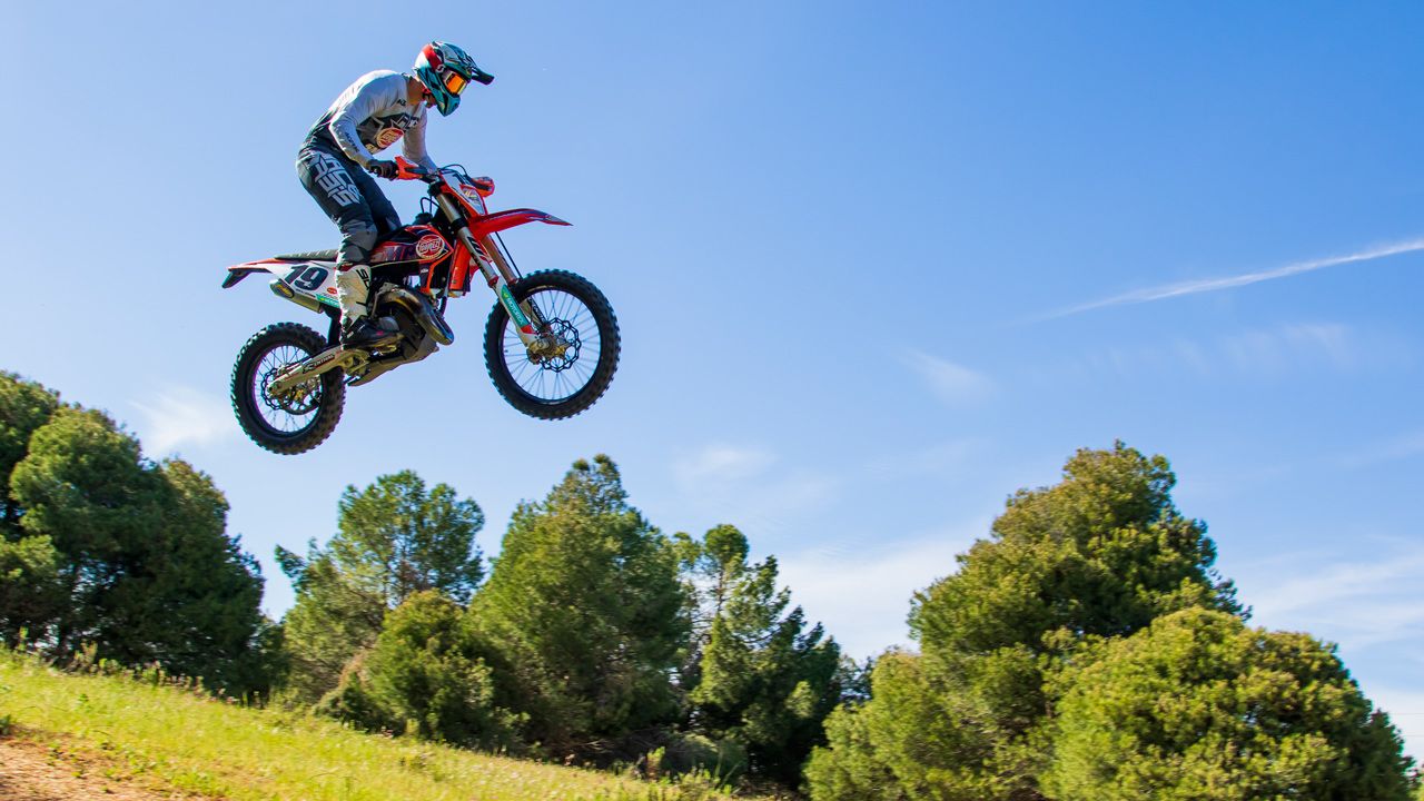 KTM 125 SX E SMR Manu Gómez.