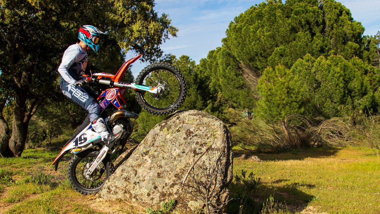 KTM 125 SX E SMR Manu Gómez.