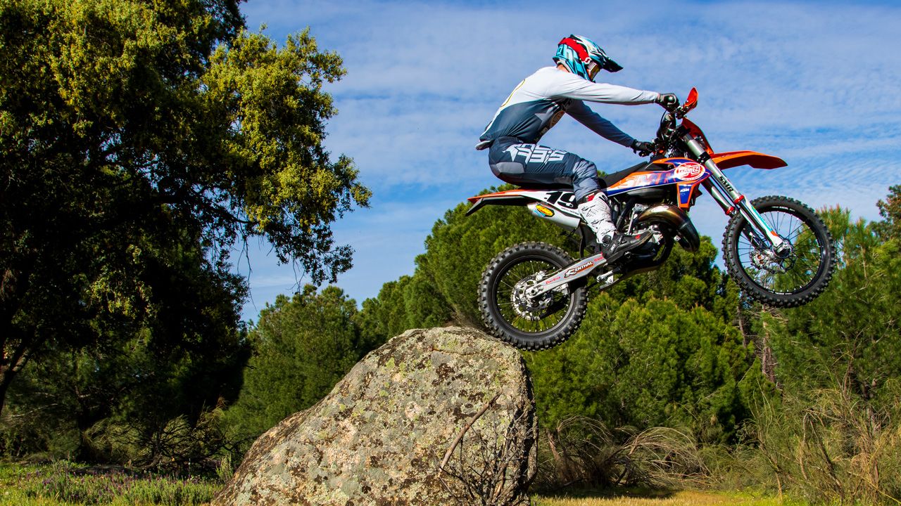 KTM 125 SX E SMR Manu Gómez.