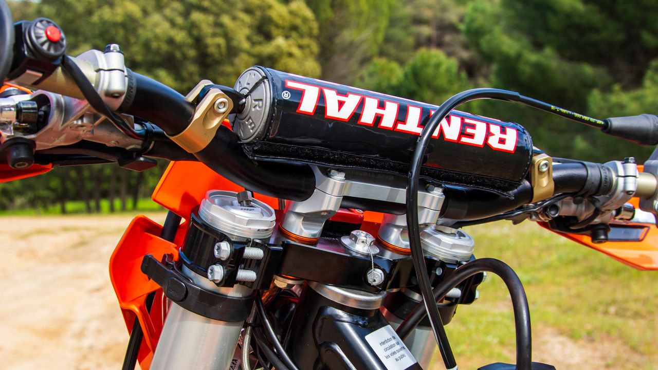 KTM 125 SX E SMR Manu Gómez.