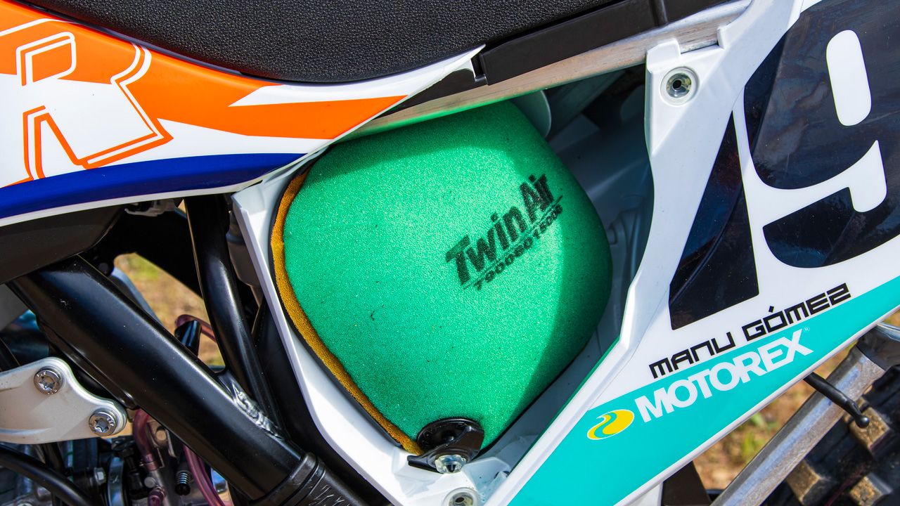KTM 125 SX E SMR Manu Gómez.
