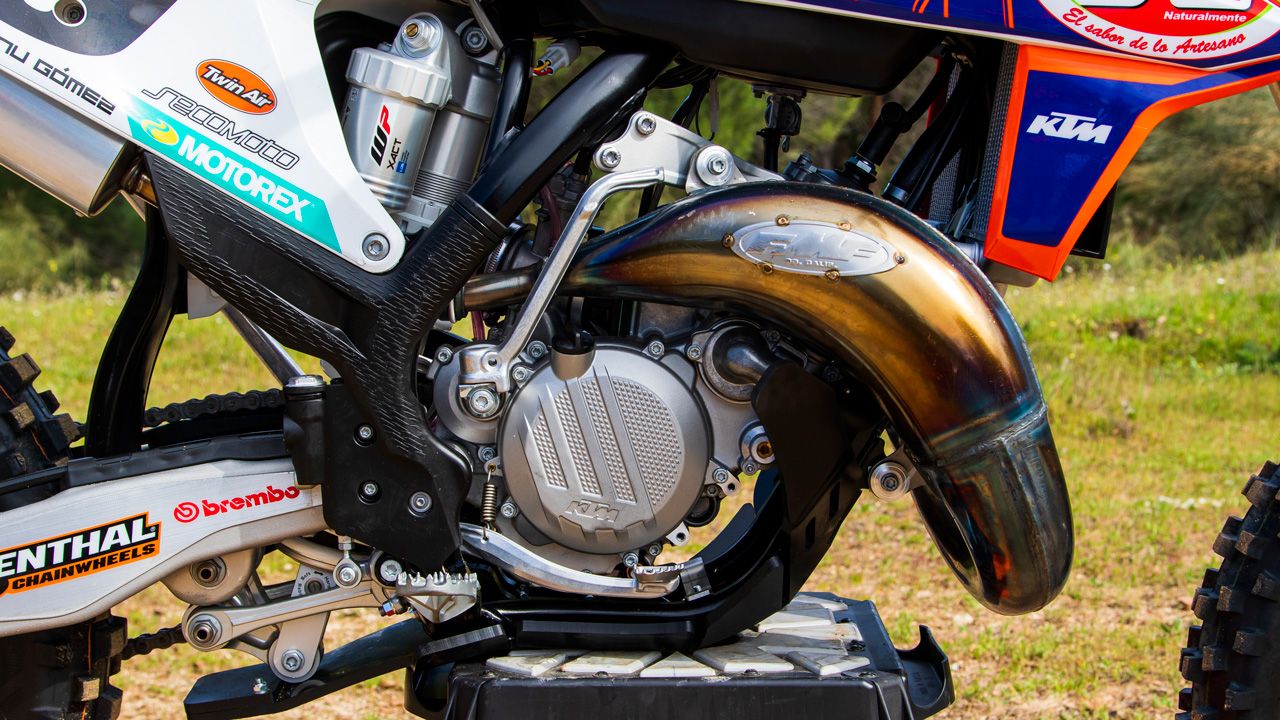 KTM 125 SX E SMR Manu Gómez.