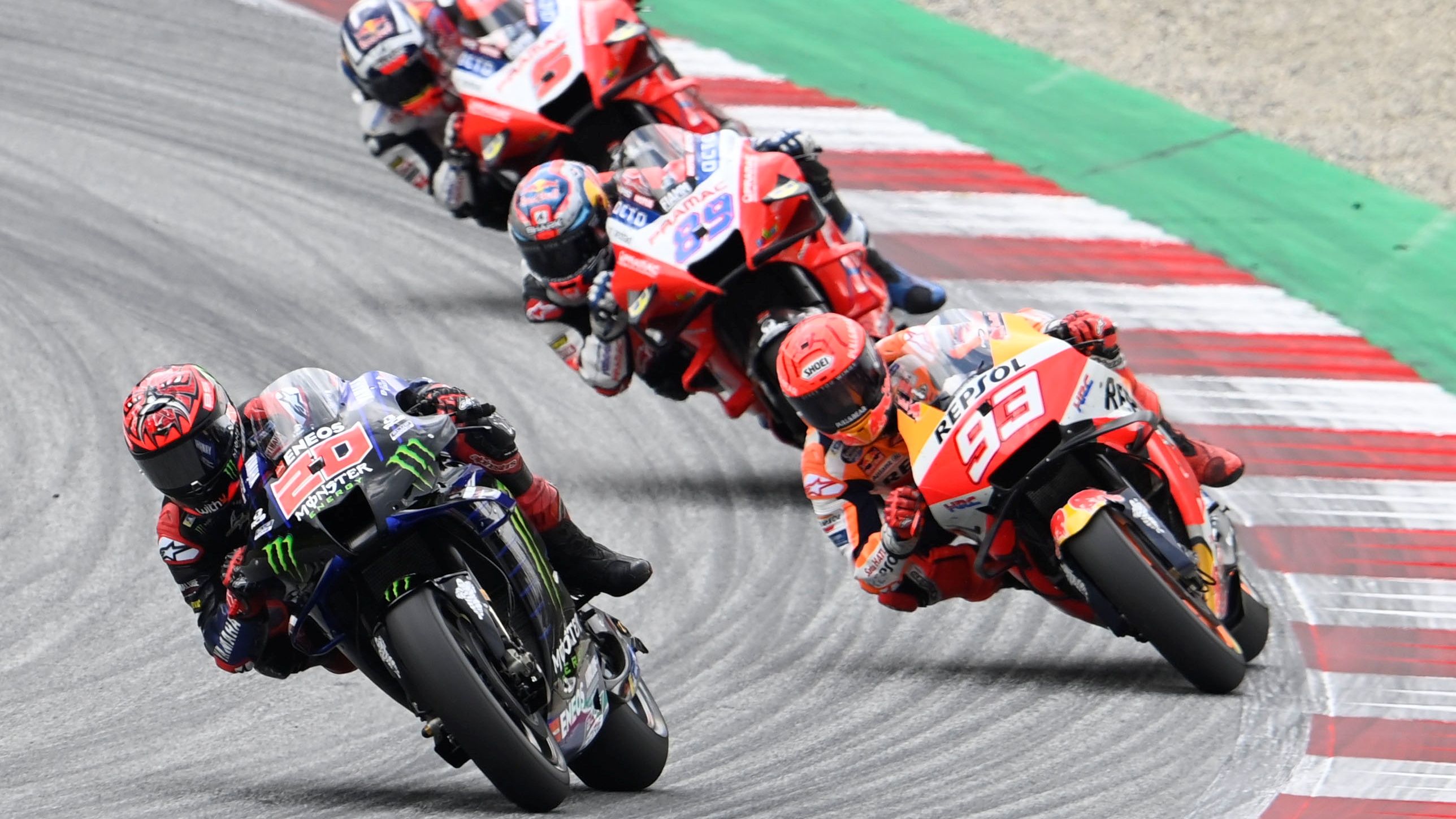Fabio Quartararo seguido por Marc Márquez, Jorge Martín y Johann Zarco