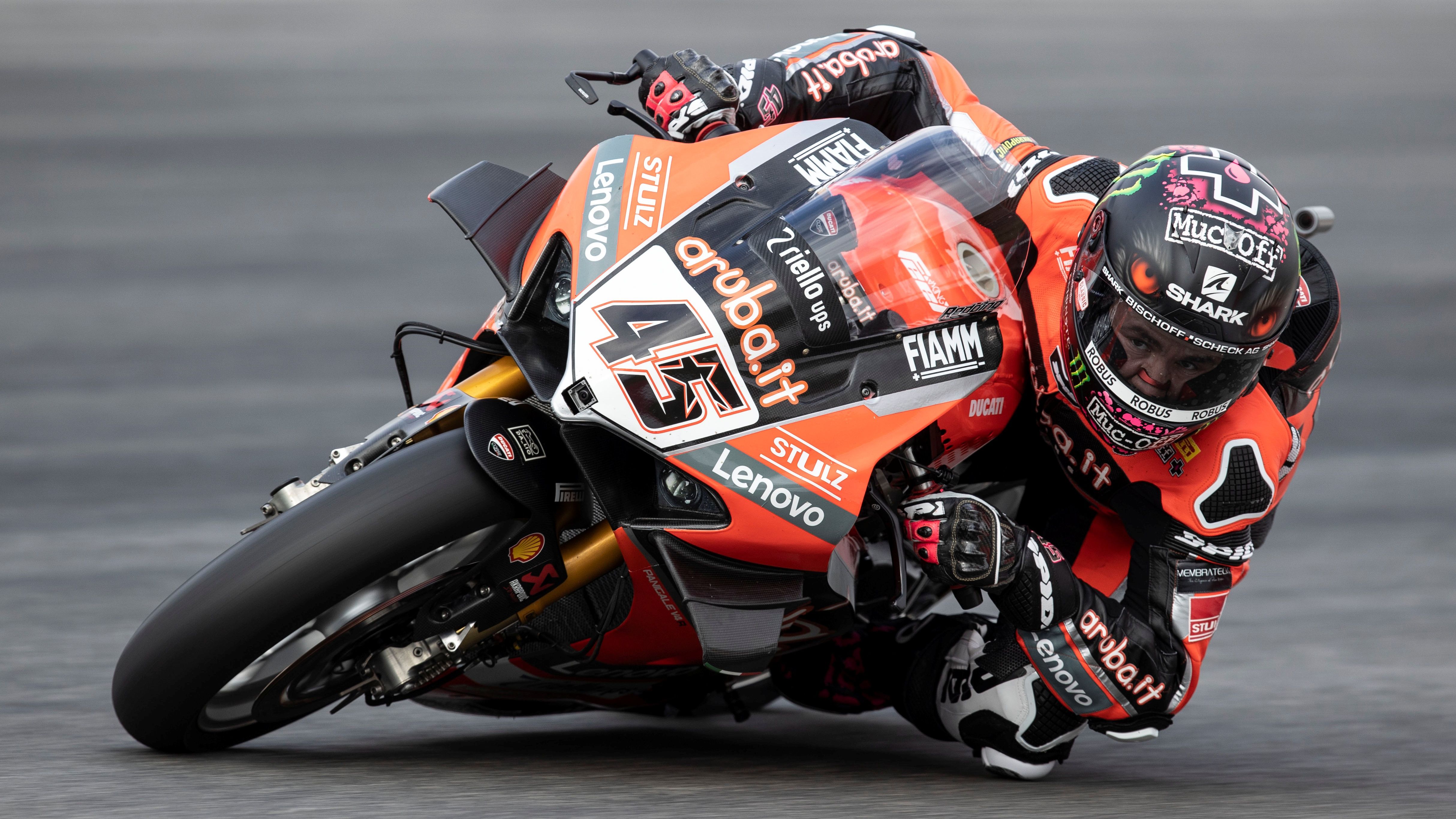 Scott Redding se ha llevado la primera victoria en Navarra