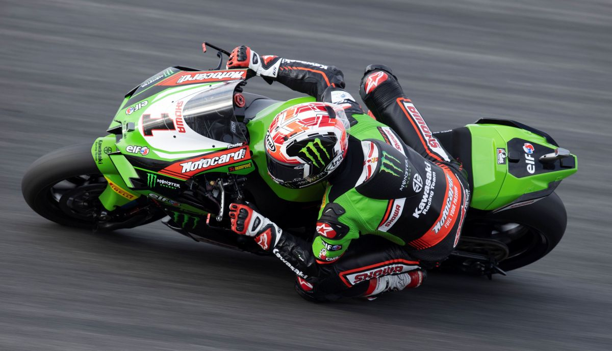Jonathan Rea termina segundo y amplía su liderato en la general Jonathan Rea termina segundo y amplía su liderato en la general