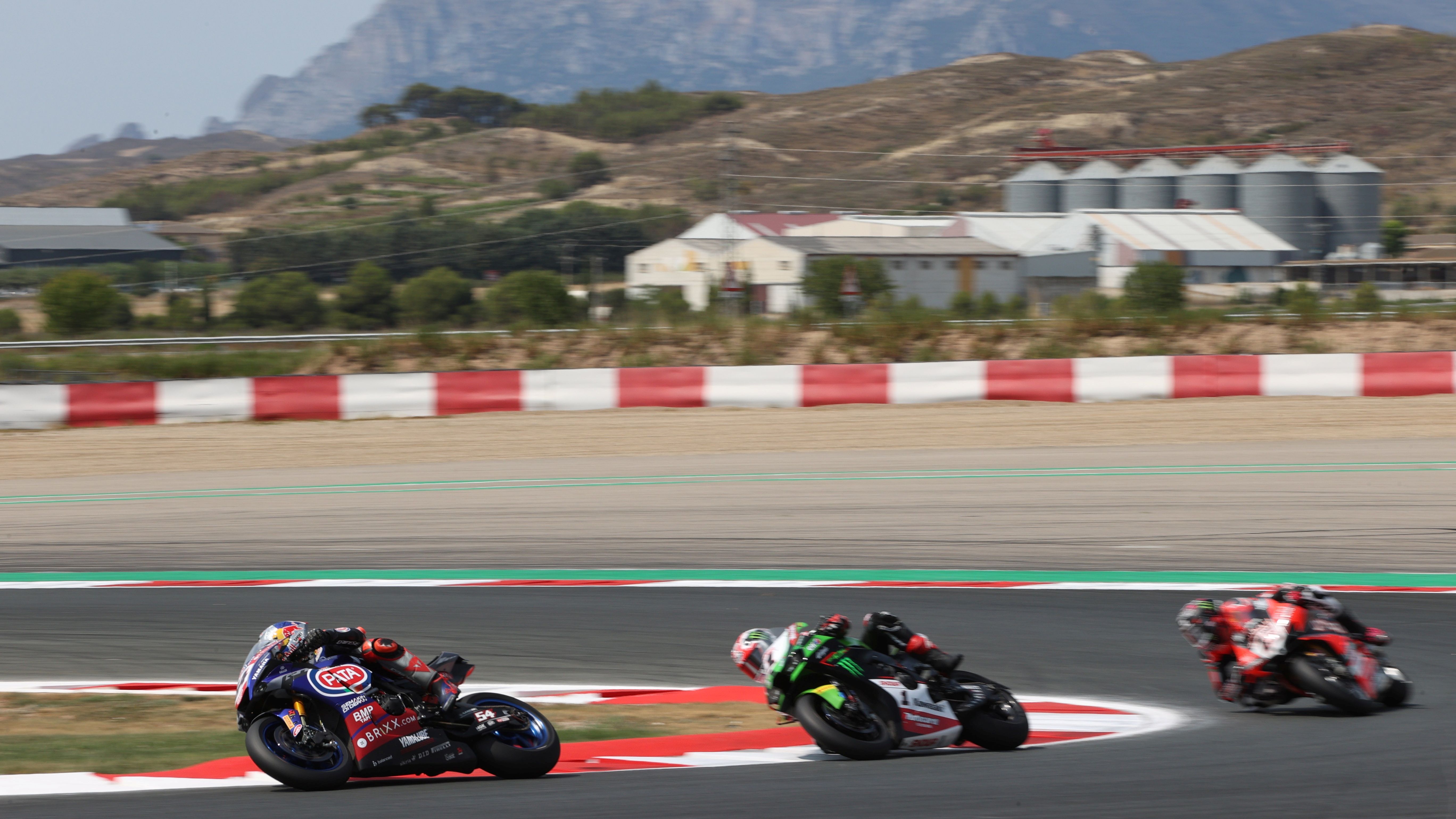 Toprak Razgatlioglu, Jonathan Rea y Scott Redding