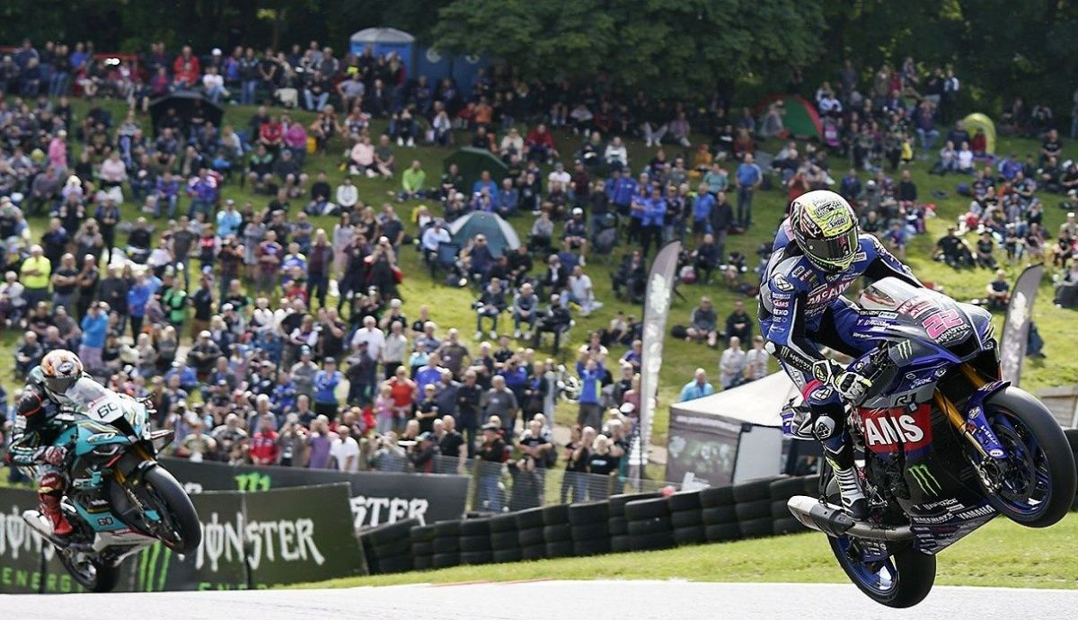 Jason O'Halloran impidó el triplete de Peter Hickman