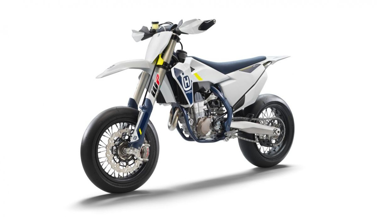 Husqvarna FS 450 2022. Husqvarna FS 450 2022.