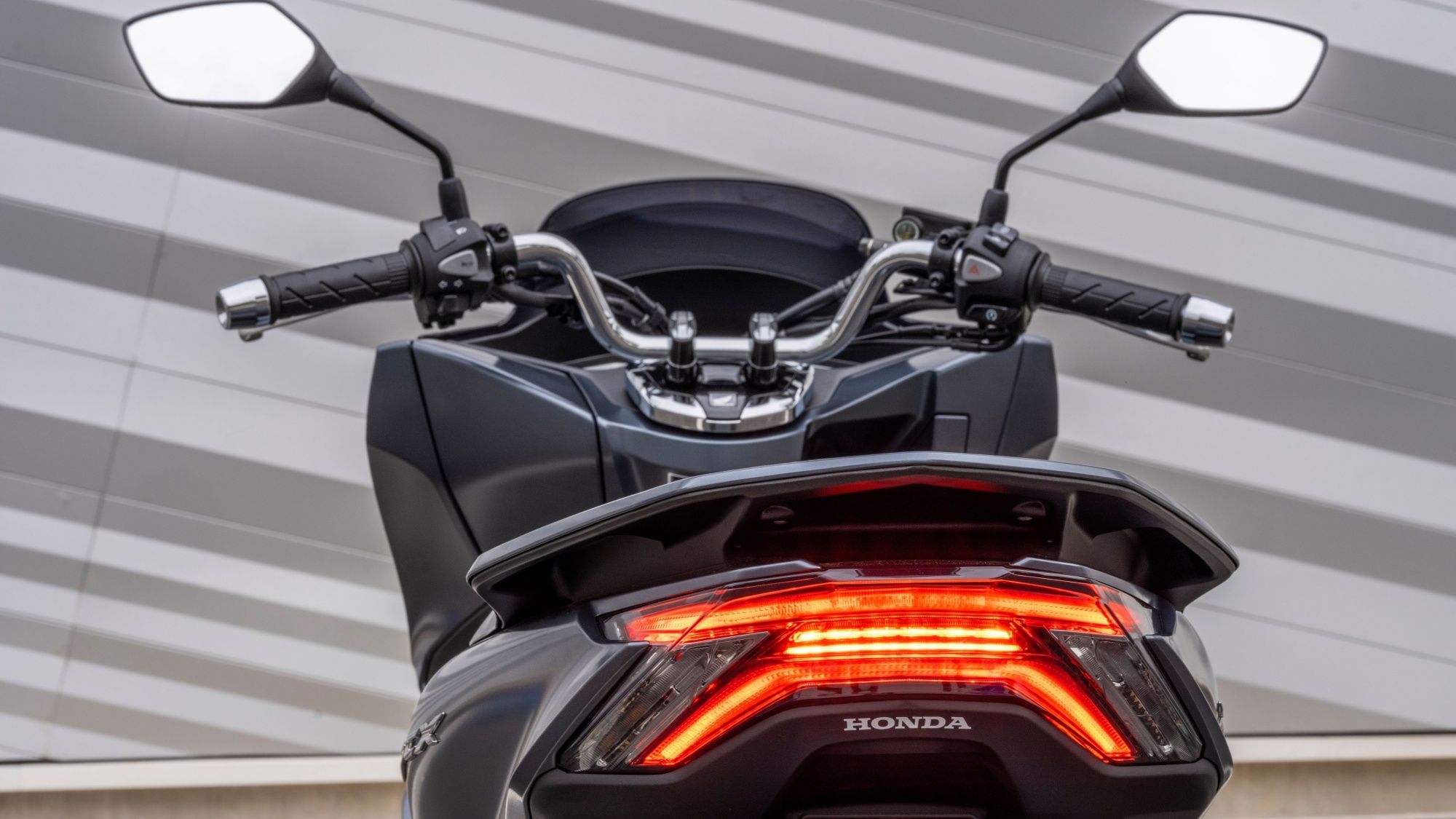 Honda PCX 2021 9