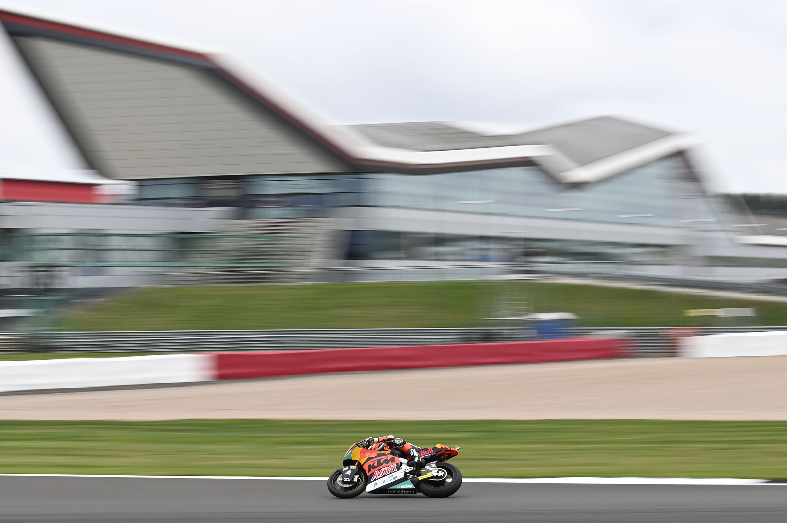 raul fernandez silverstone libres moto2