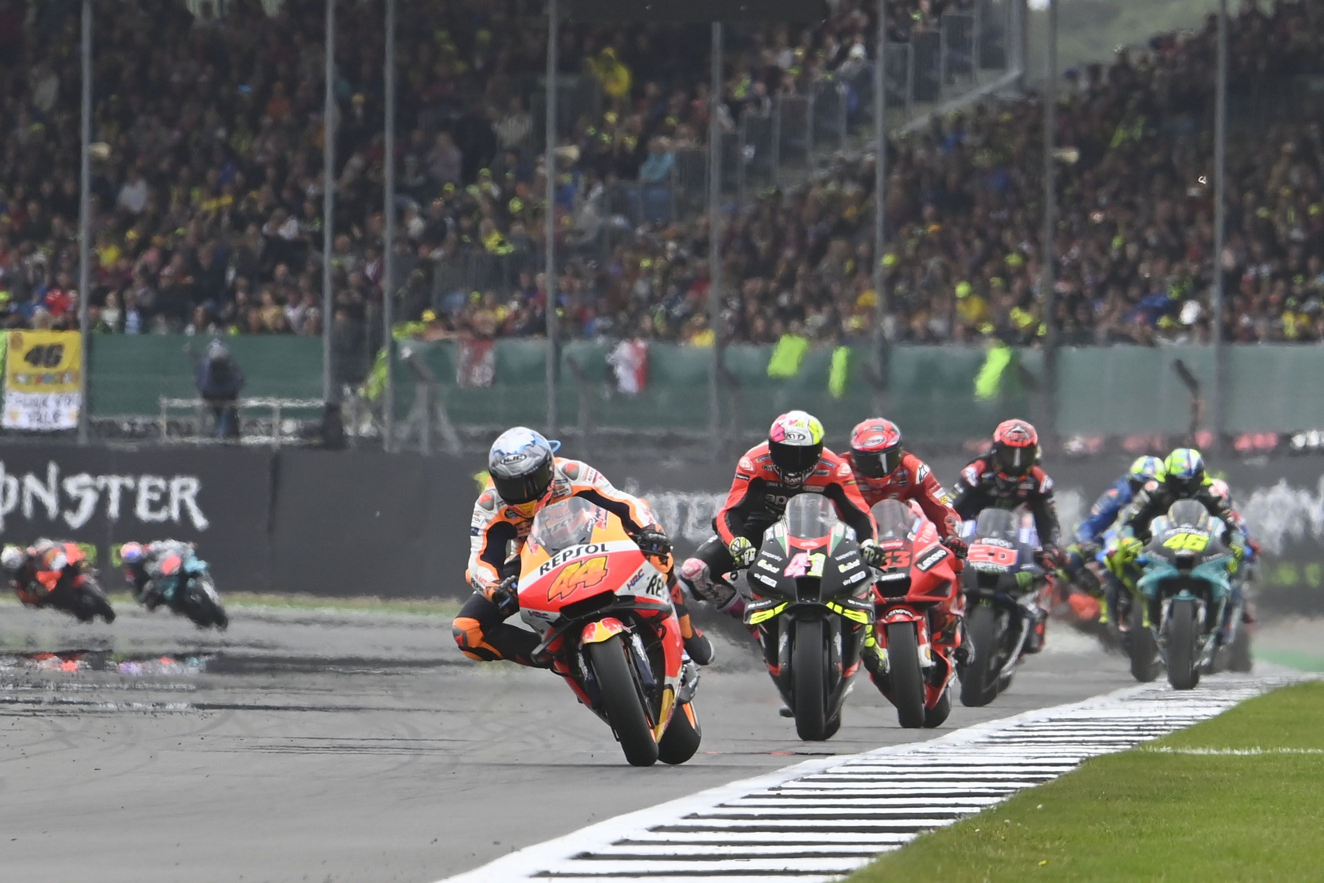 El día que dos hermanos lideraron una carrera de MotoGP: “Indescriptible”