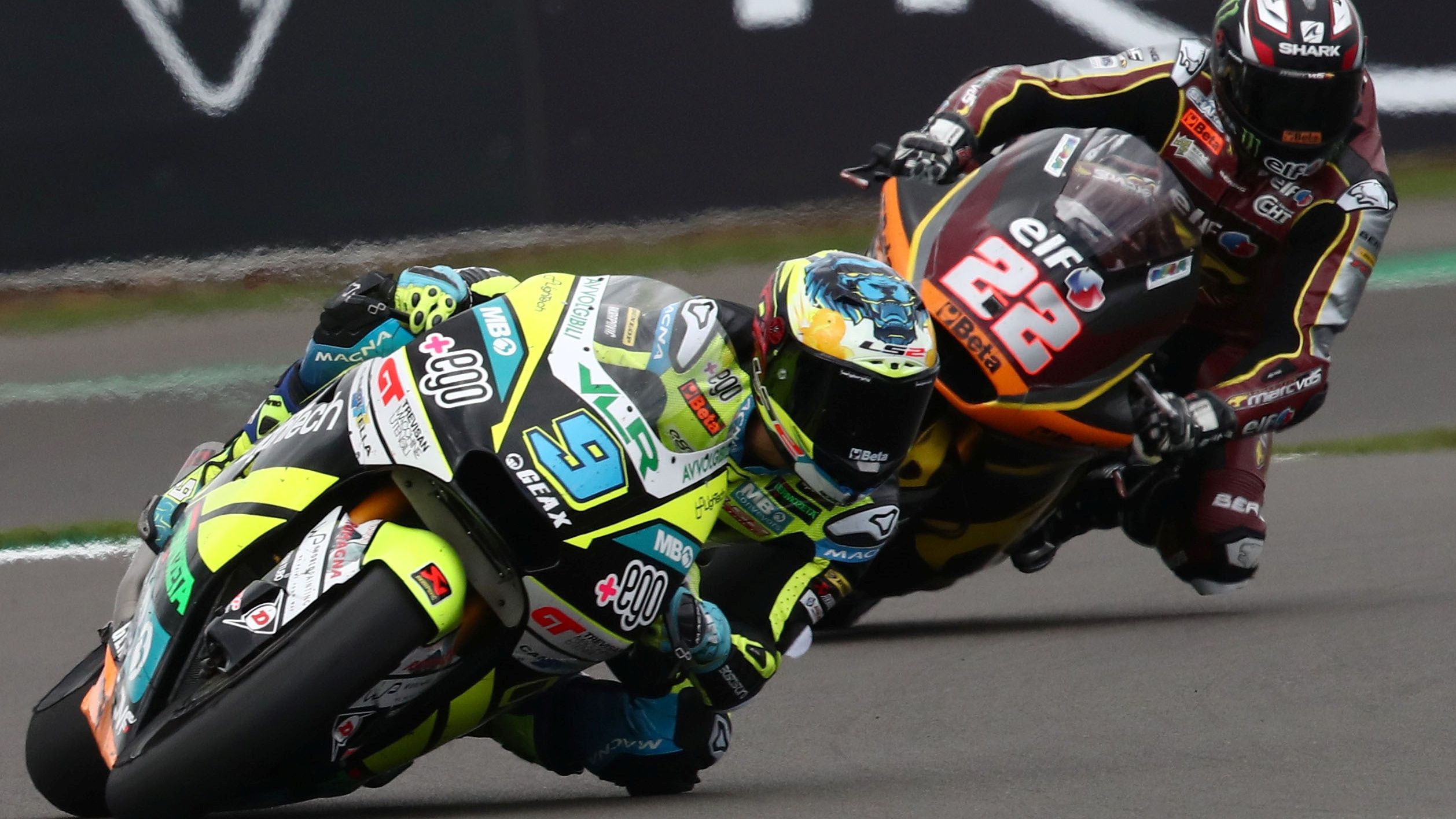 Jorge Navarro se va de Sam Lowes para volver al podio