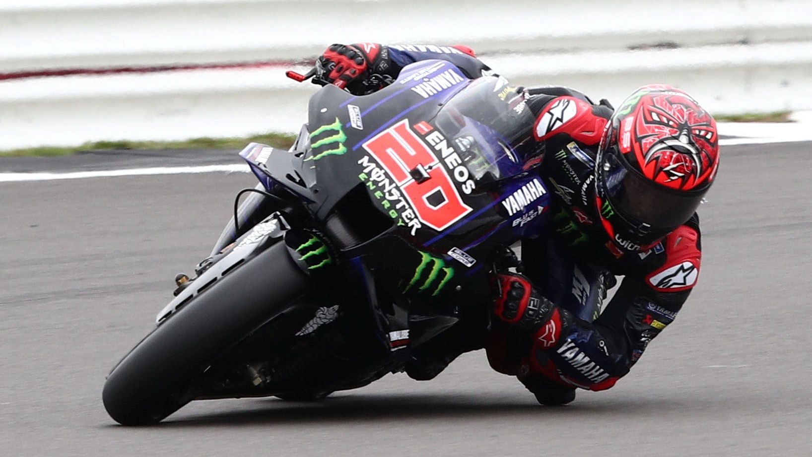 Fabio Quartararo ha conseguido dominar el paso por curva de la Yamaha YZR M1