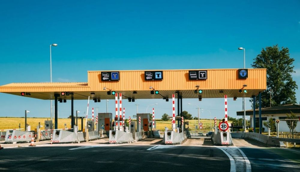El calendario con todas las autopistas de peaje que serán gratis también en los próximos años. El calendario con todas las autopistas de peaje que serán gratis también en los próximos años.