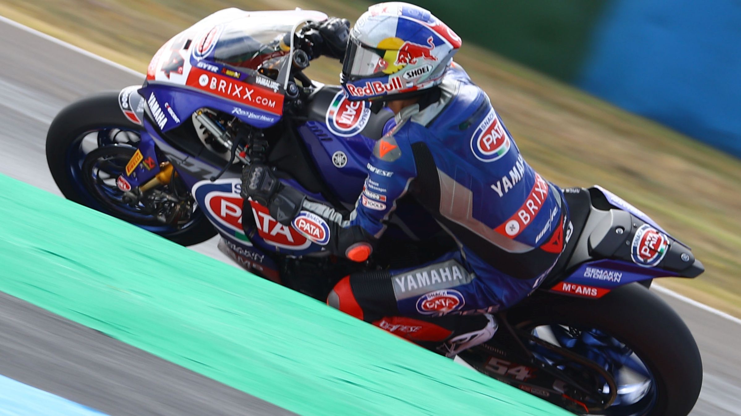 Toprak Razgatlioglu ha liderado el viernes en Magny Cours