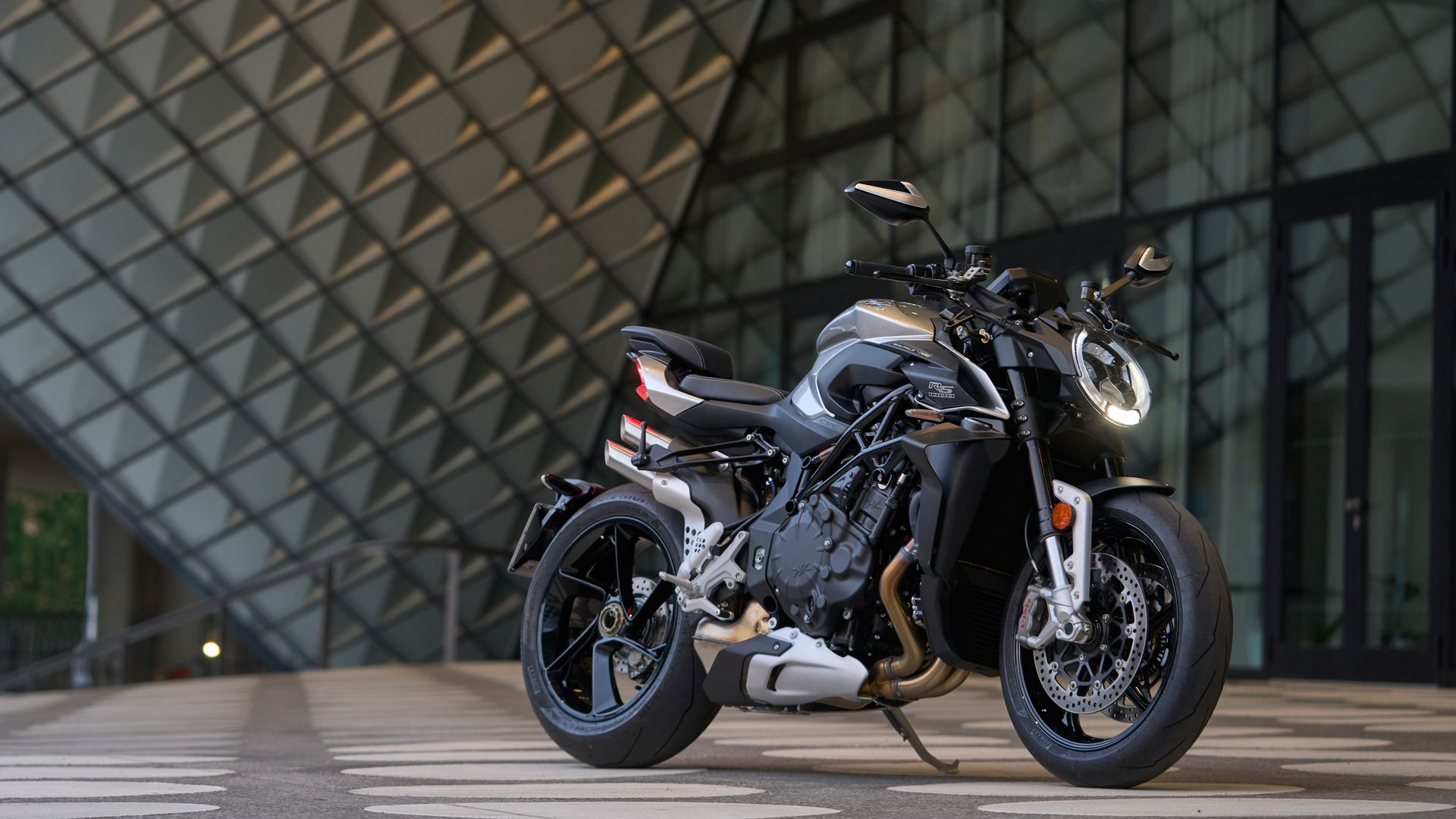 MV Agusta Brutale 1000RS 2021 32