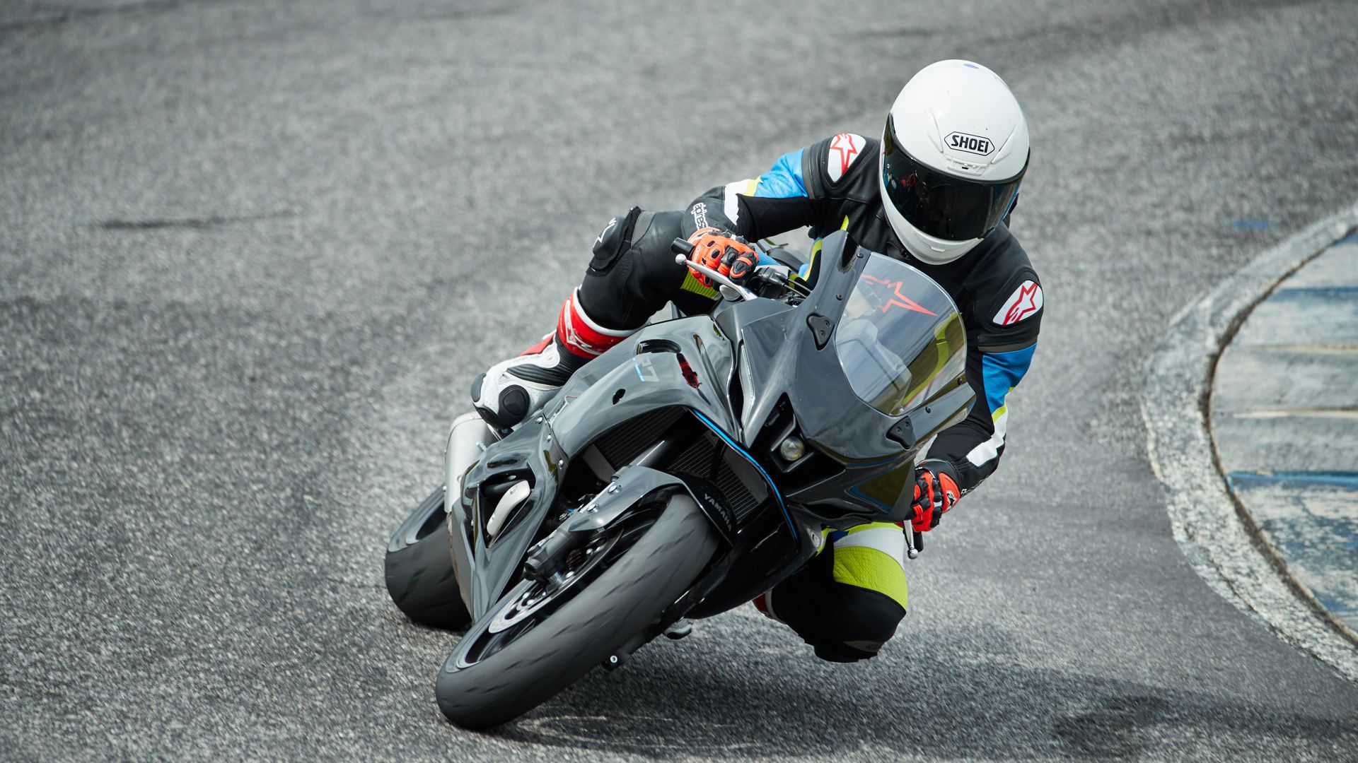 Yamaha R7 2022 (2)
