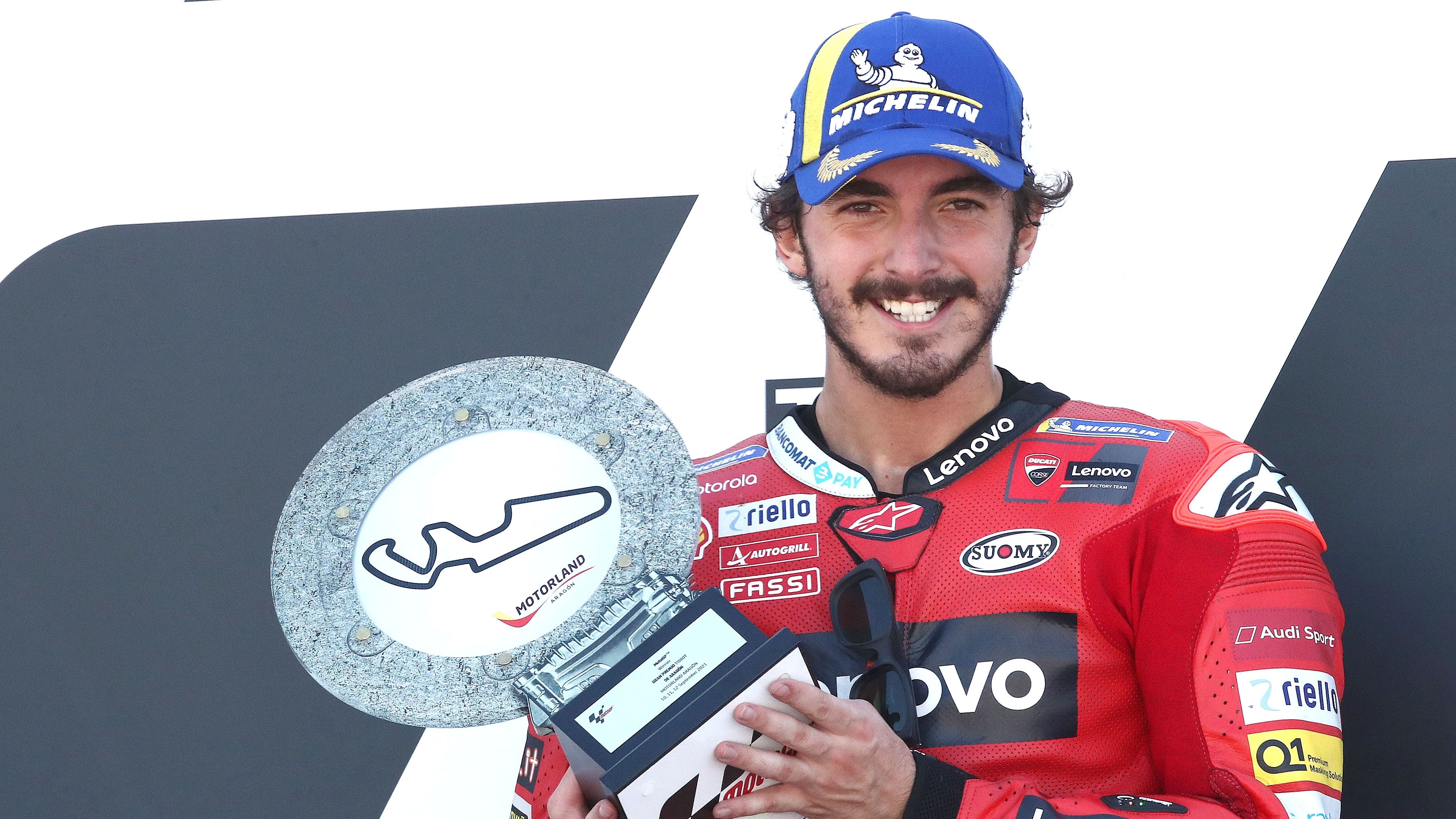Pecco Bagnaia festeja su primera victoria en MotoGP