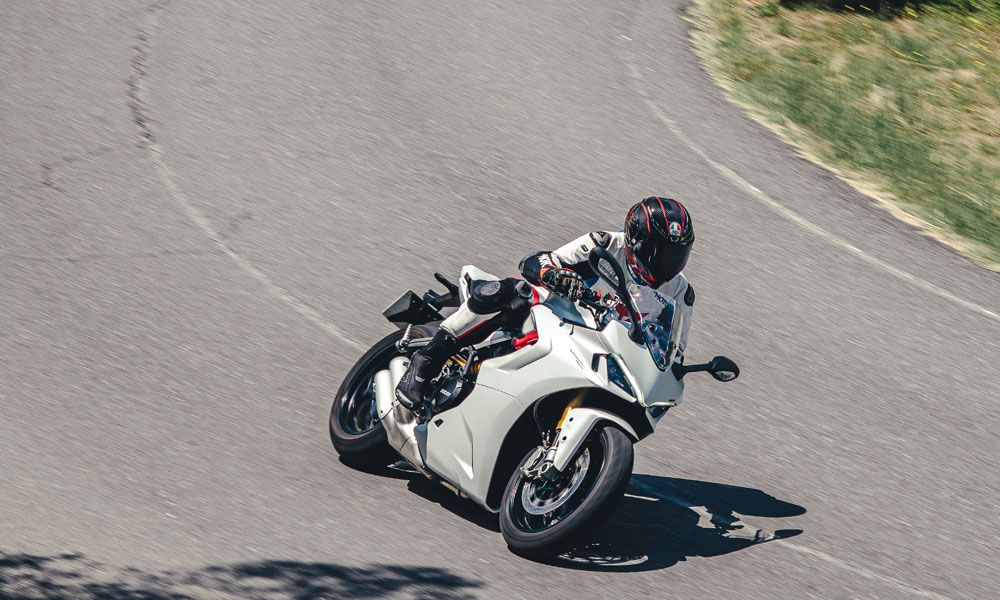 Ducati Supersport 950S