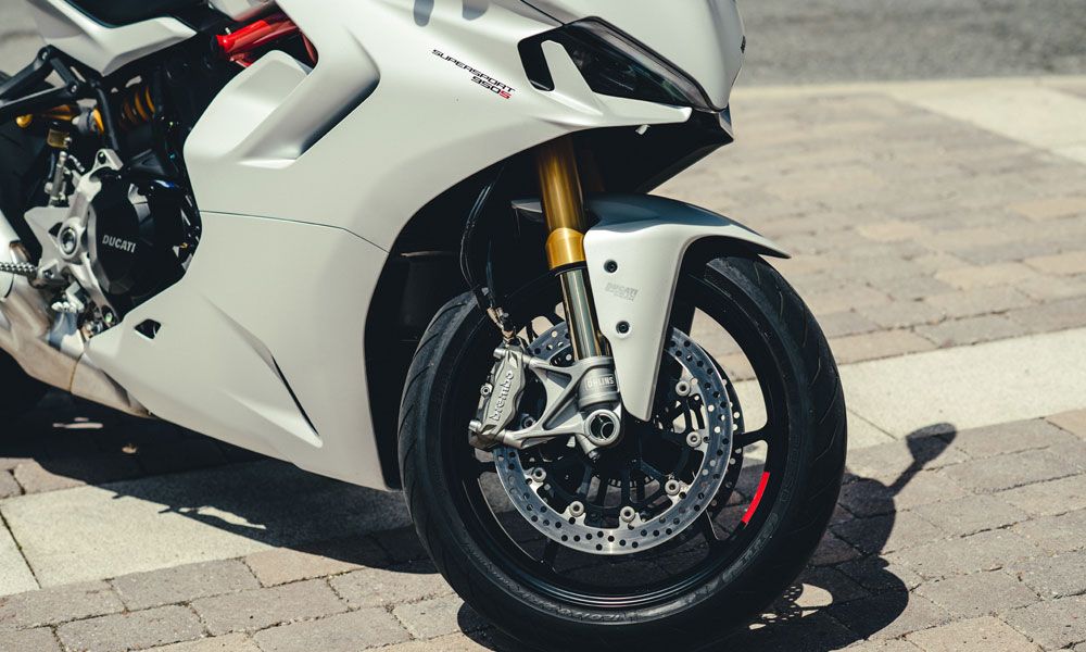 Ducati Supersport 950S