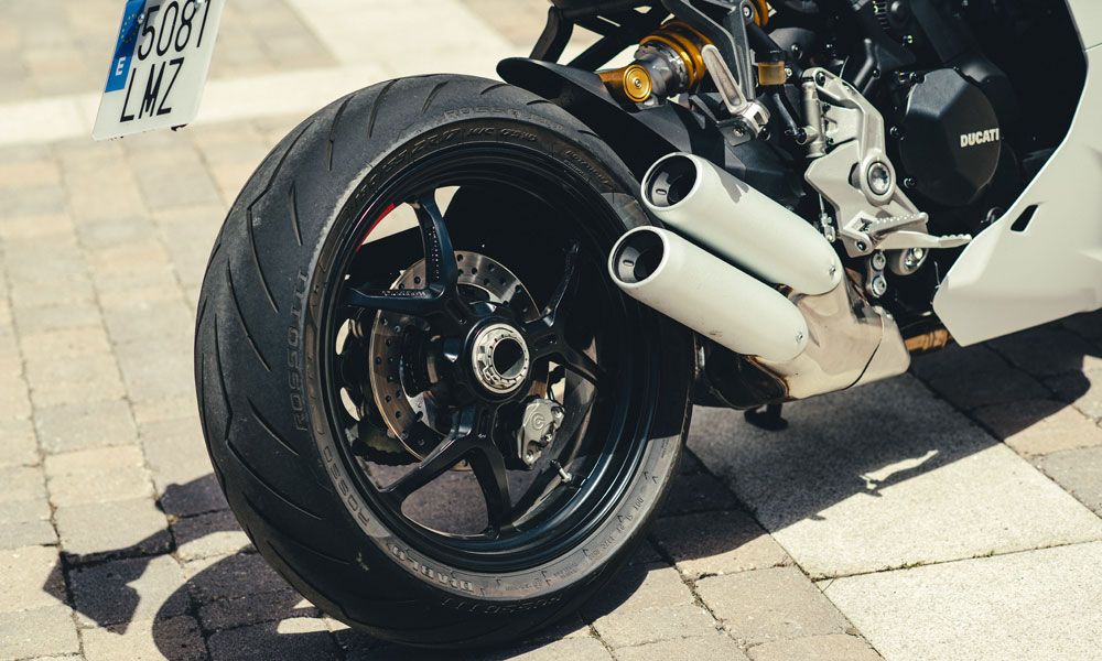 Ducati Supersport 950S