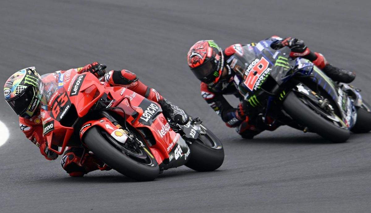 Pecco Bagnaia tiñe de rojo Misano y frena a Fabio Quartararo