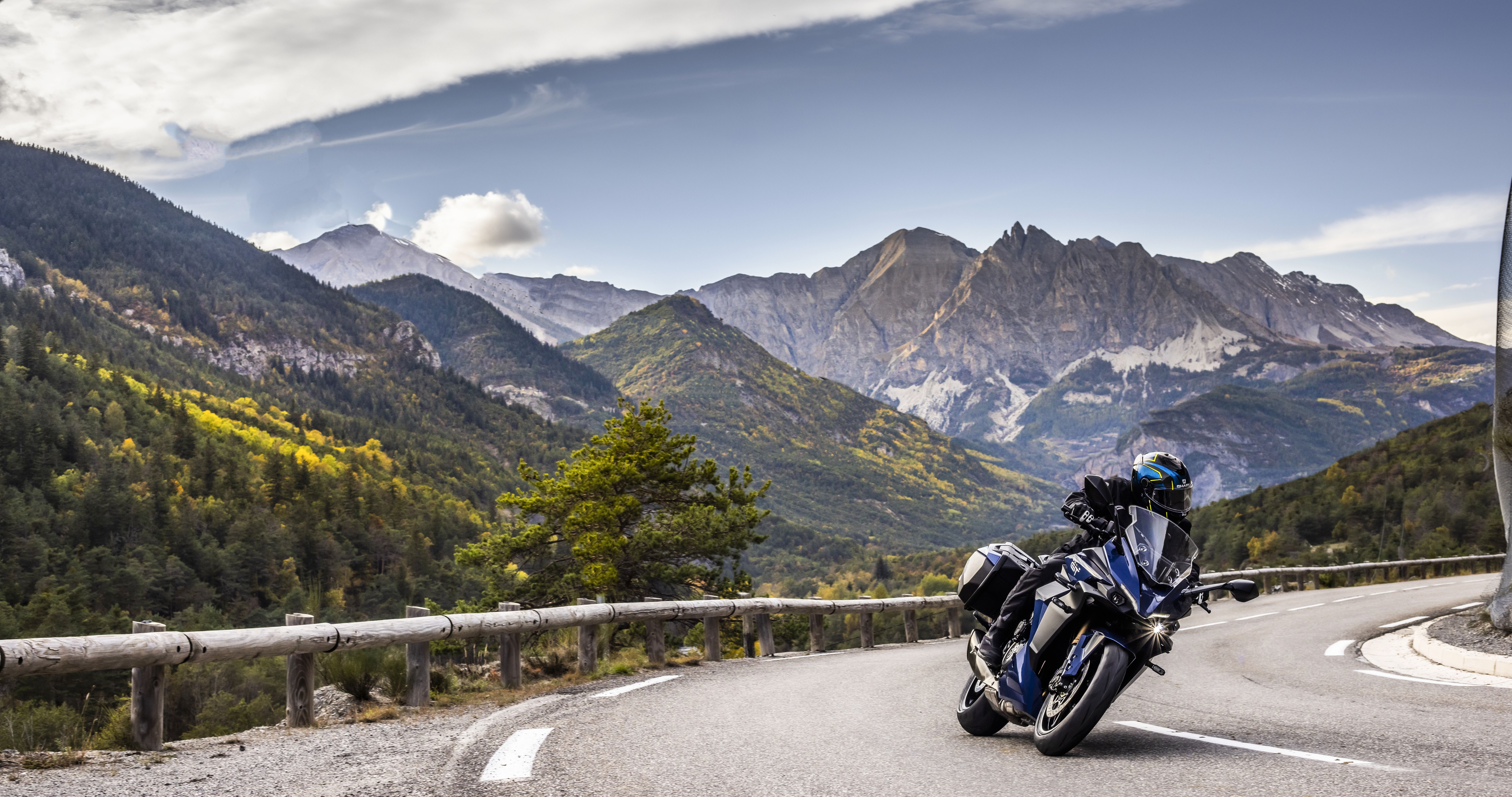 Suzuki GSX S1000GT