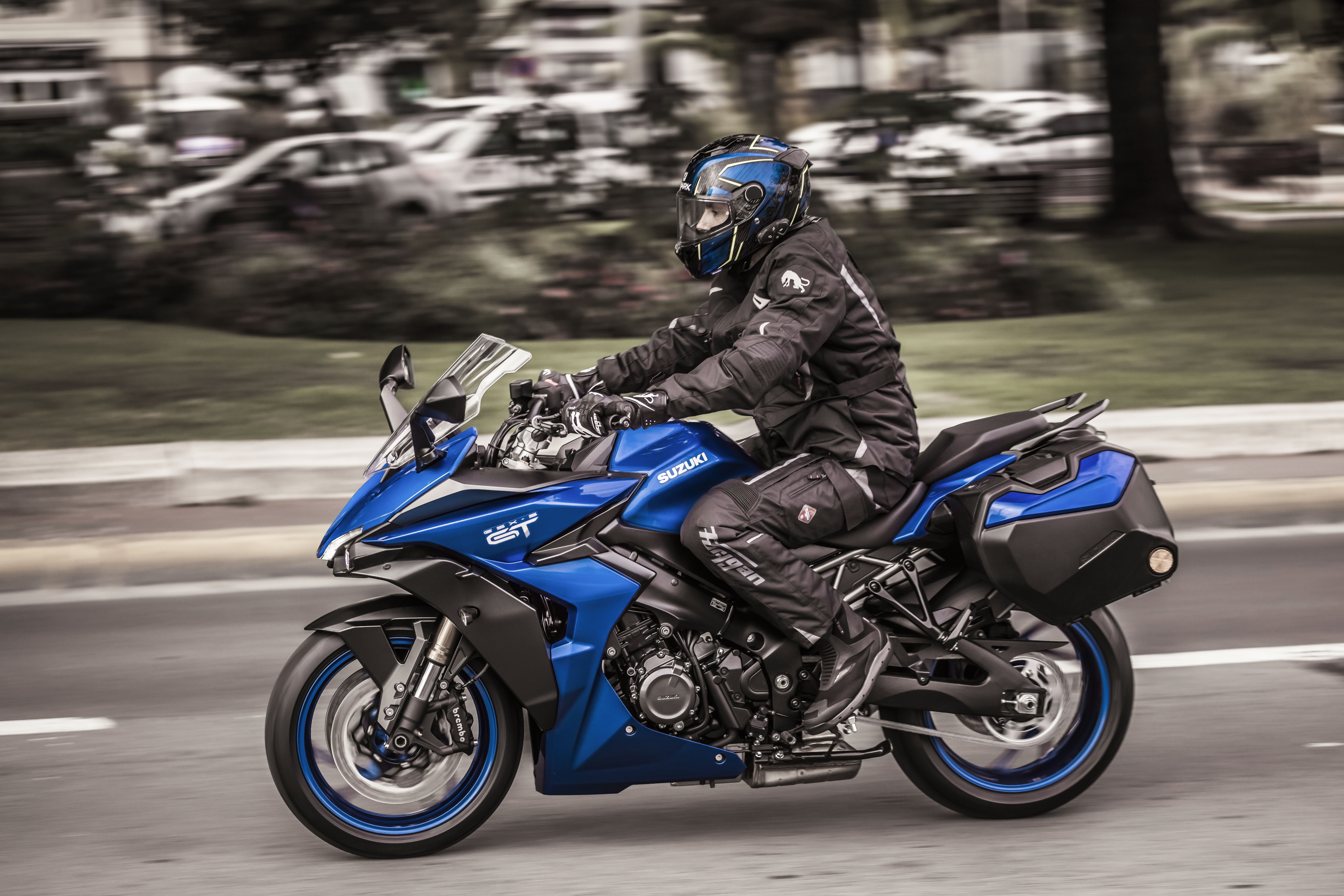 Suzuki GSX S1000GT