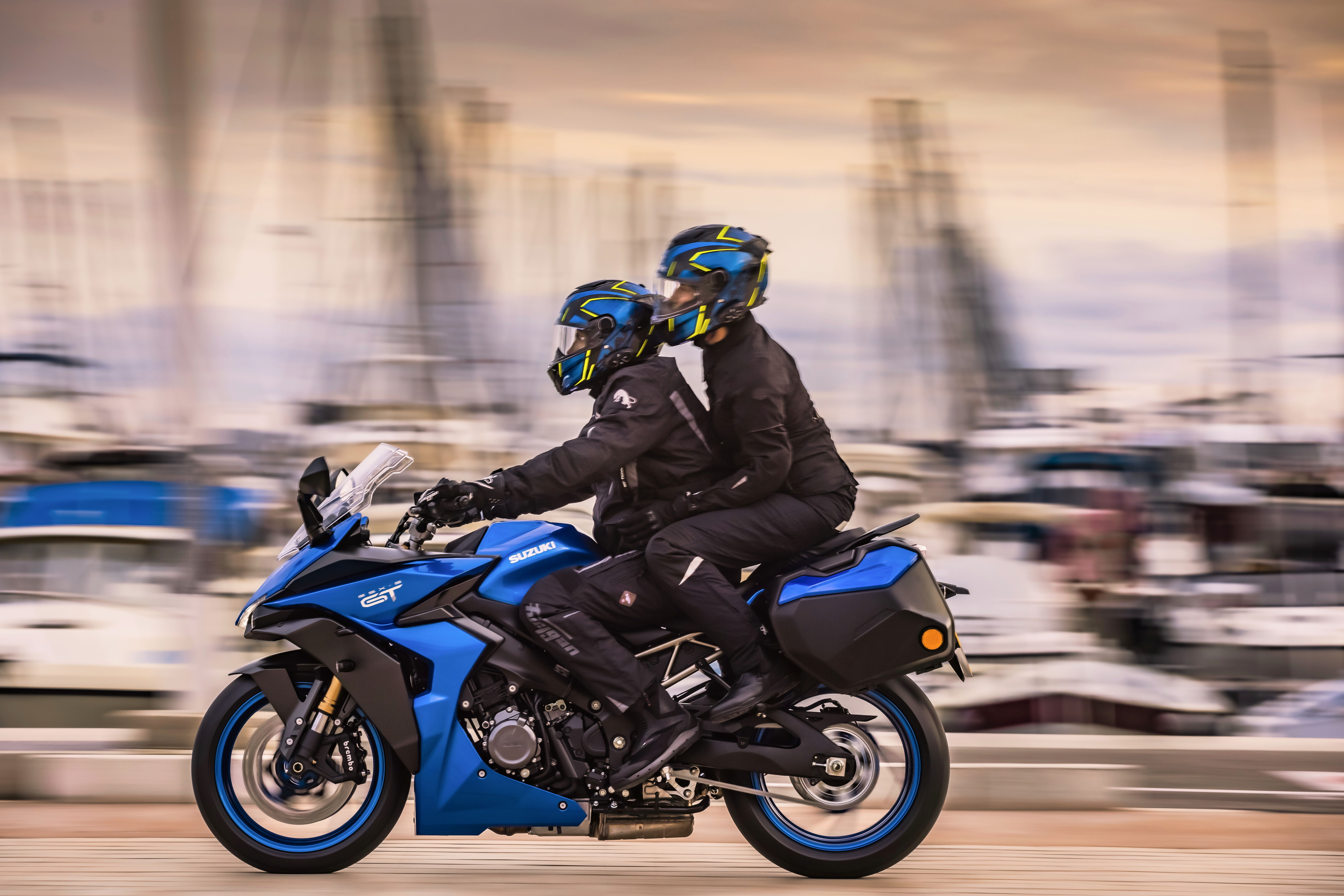 Suzuki GSX S1000GT