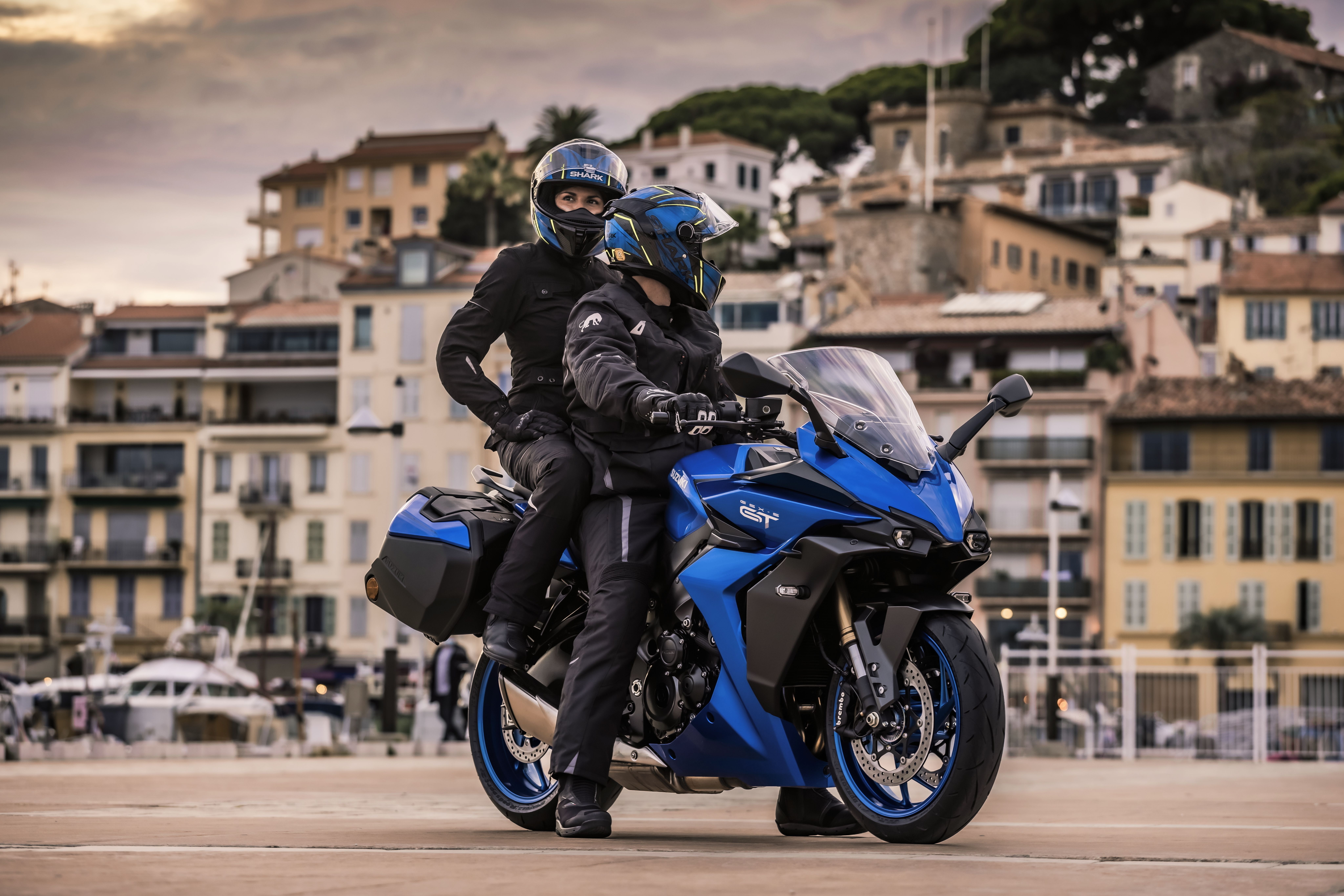 Suzuki GSX S1000GT