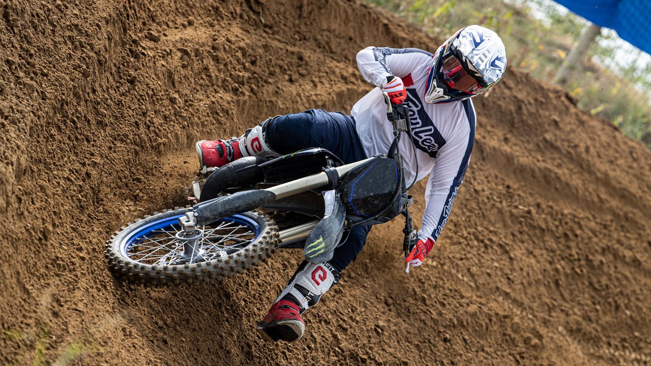 Yamaha YZ 125 2022.