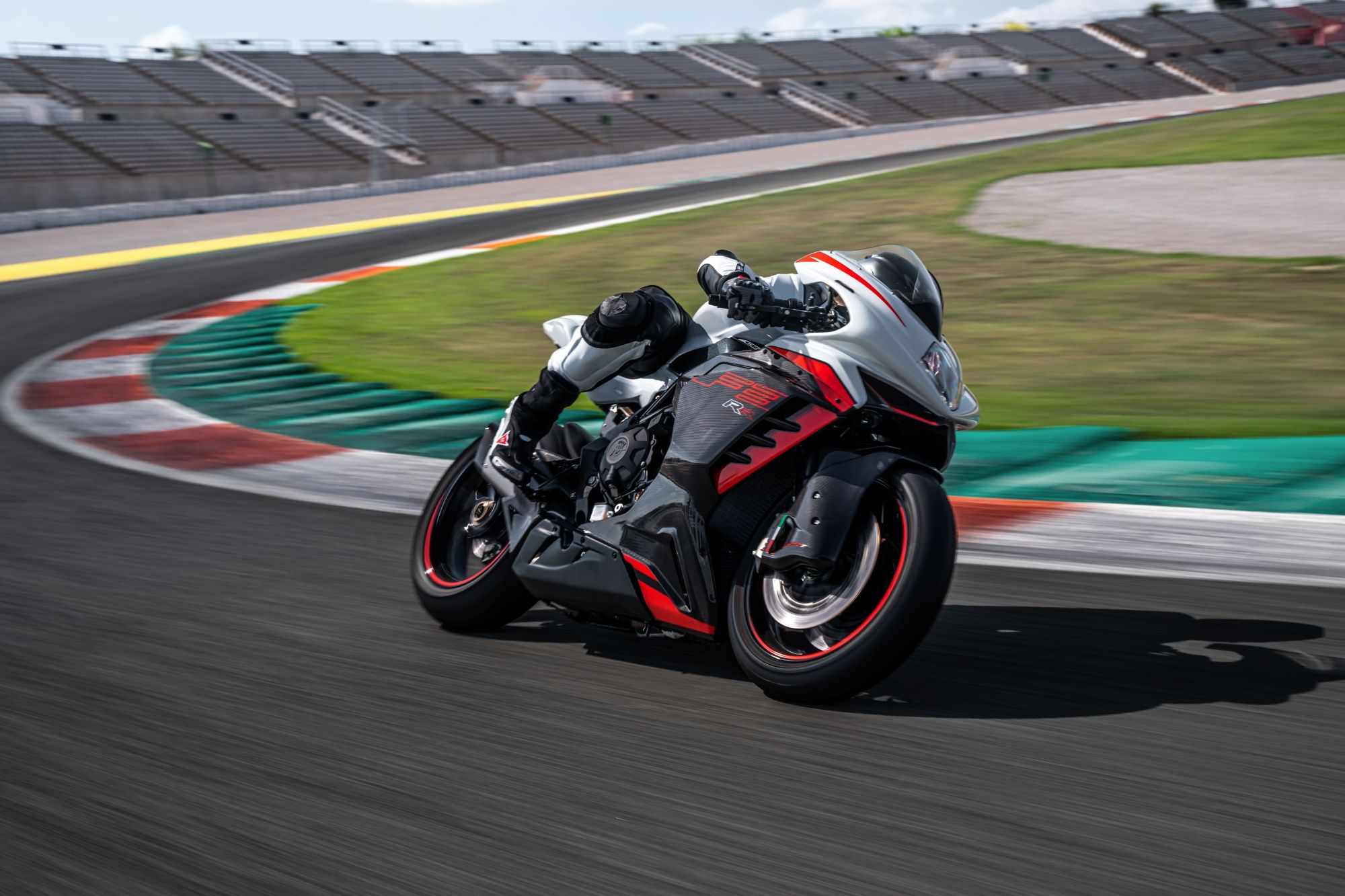 MV Agusta F3 RR 2022 Fotos 28