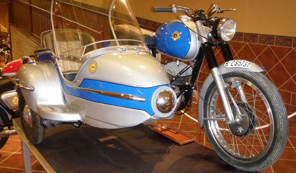 Bultaco con sidecar. Fuente: Museo de Motos Juan Antonio García