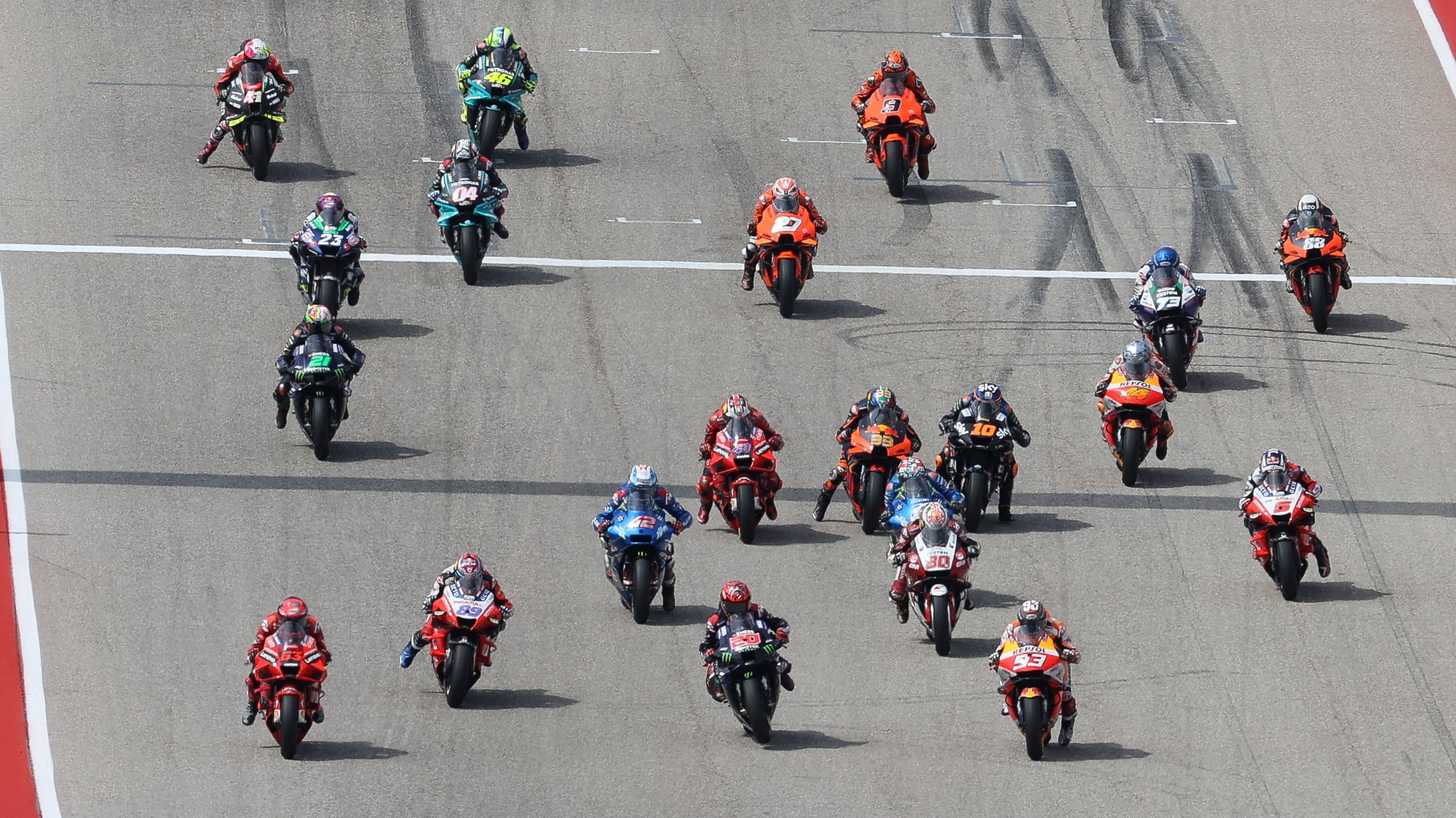 Momento de la salida de la carrera de MotoGP en COTA