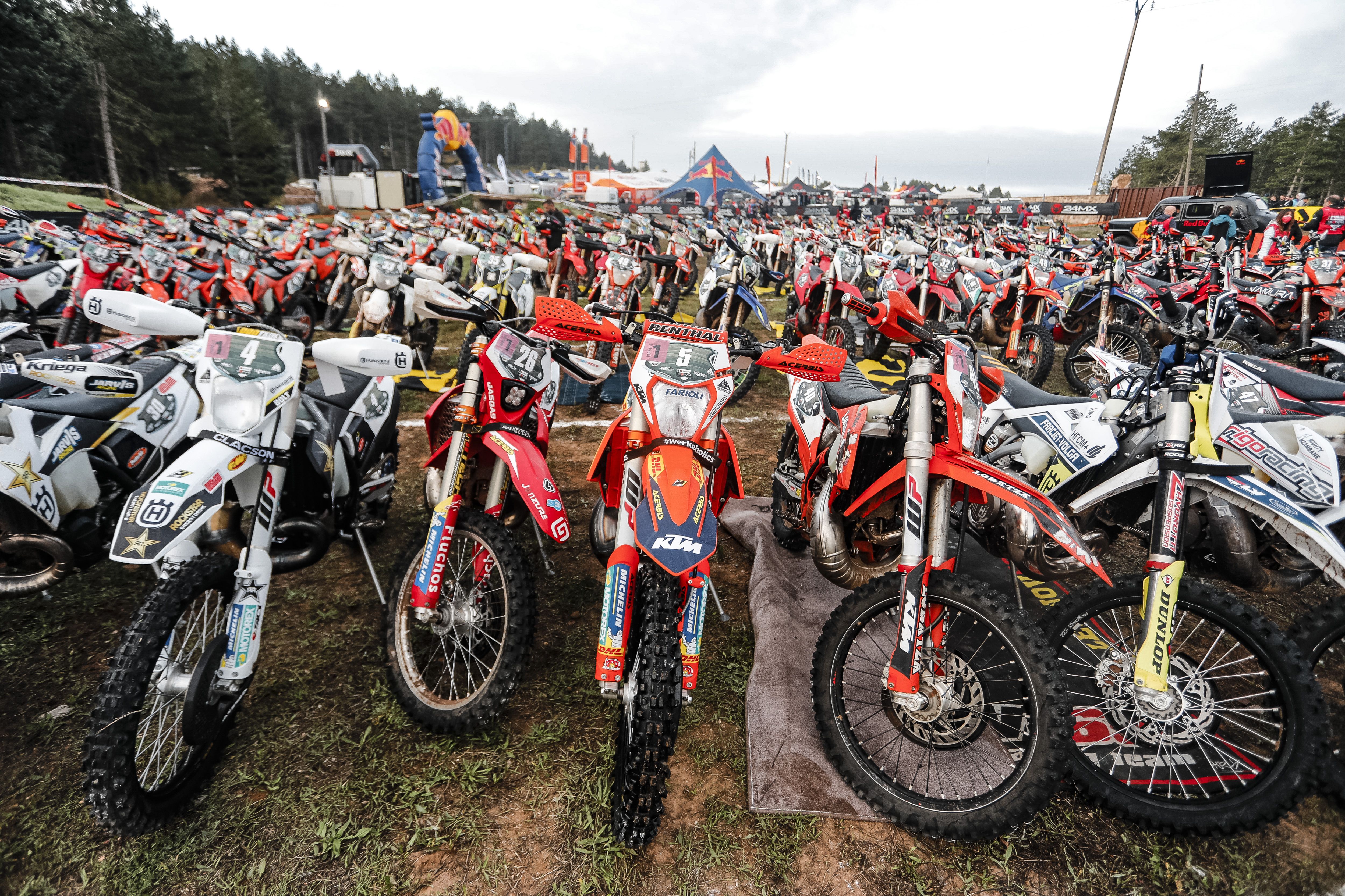 parc ferme HEWC 2021 Rnd7 Hixpania 3537