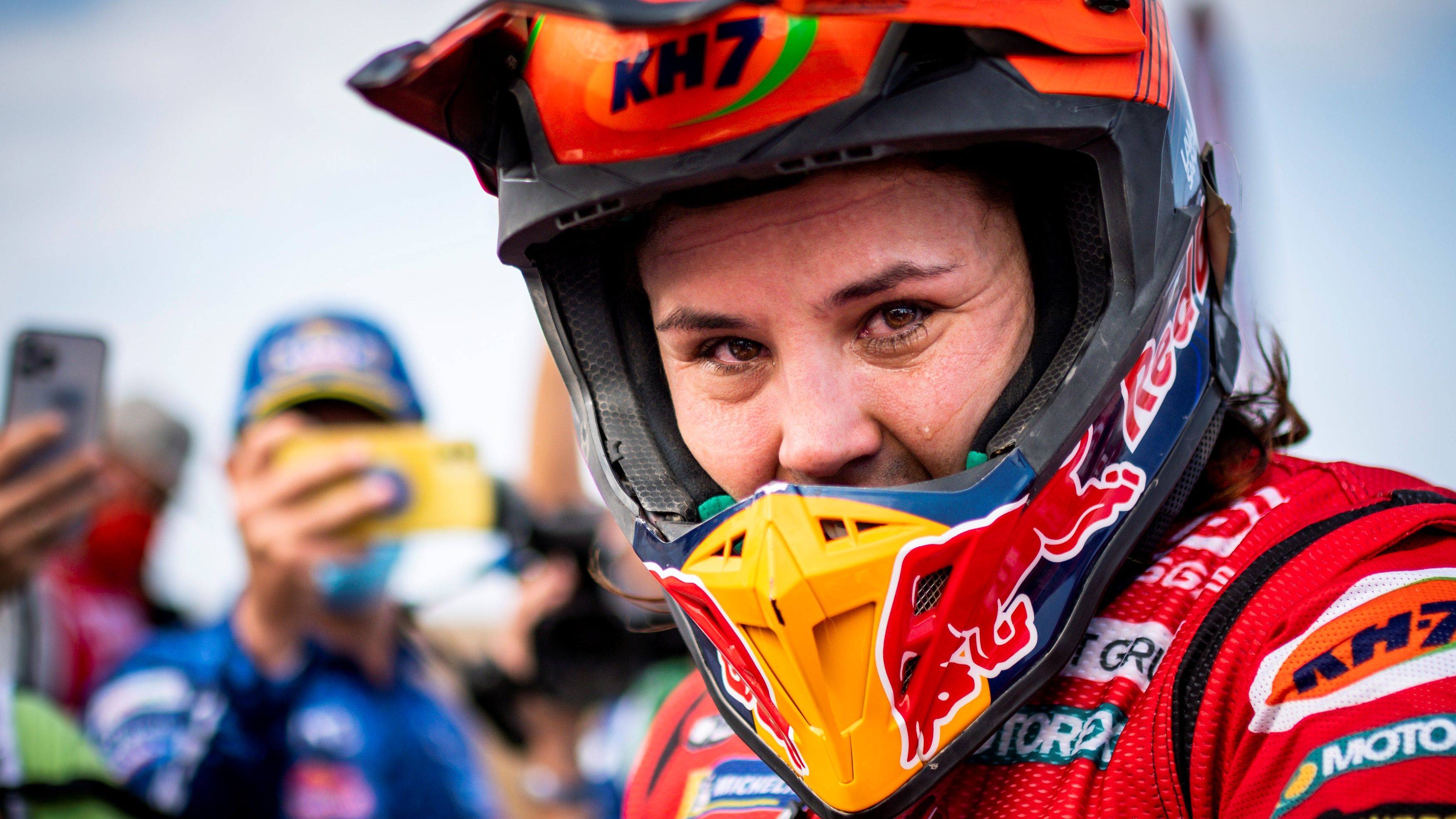 Laia Sanz no irá al Dakar 2022 en moto