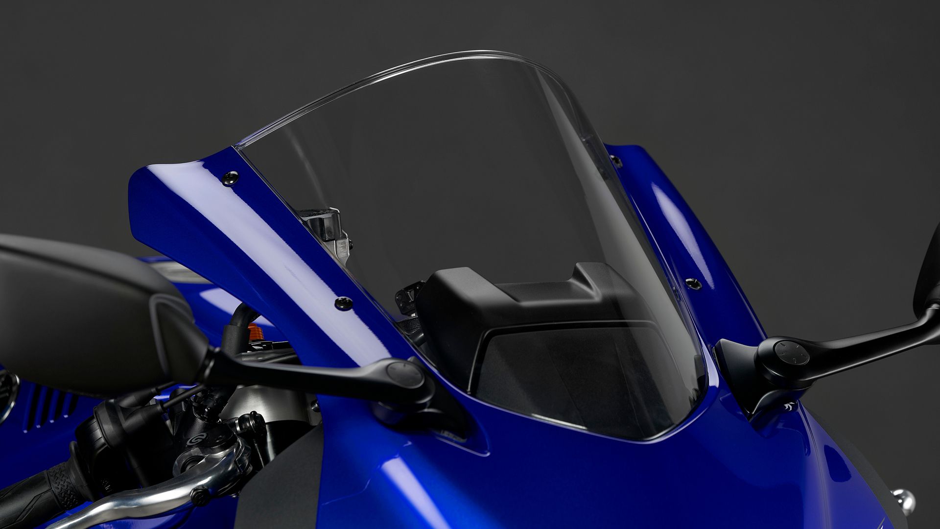 Yamaha R7 2022 Detalles 02