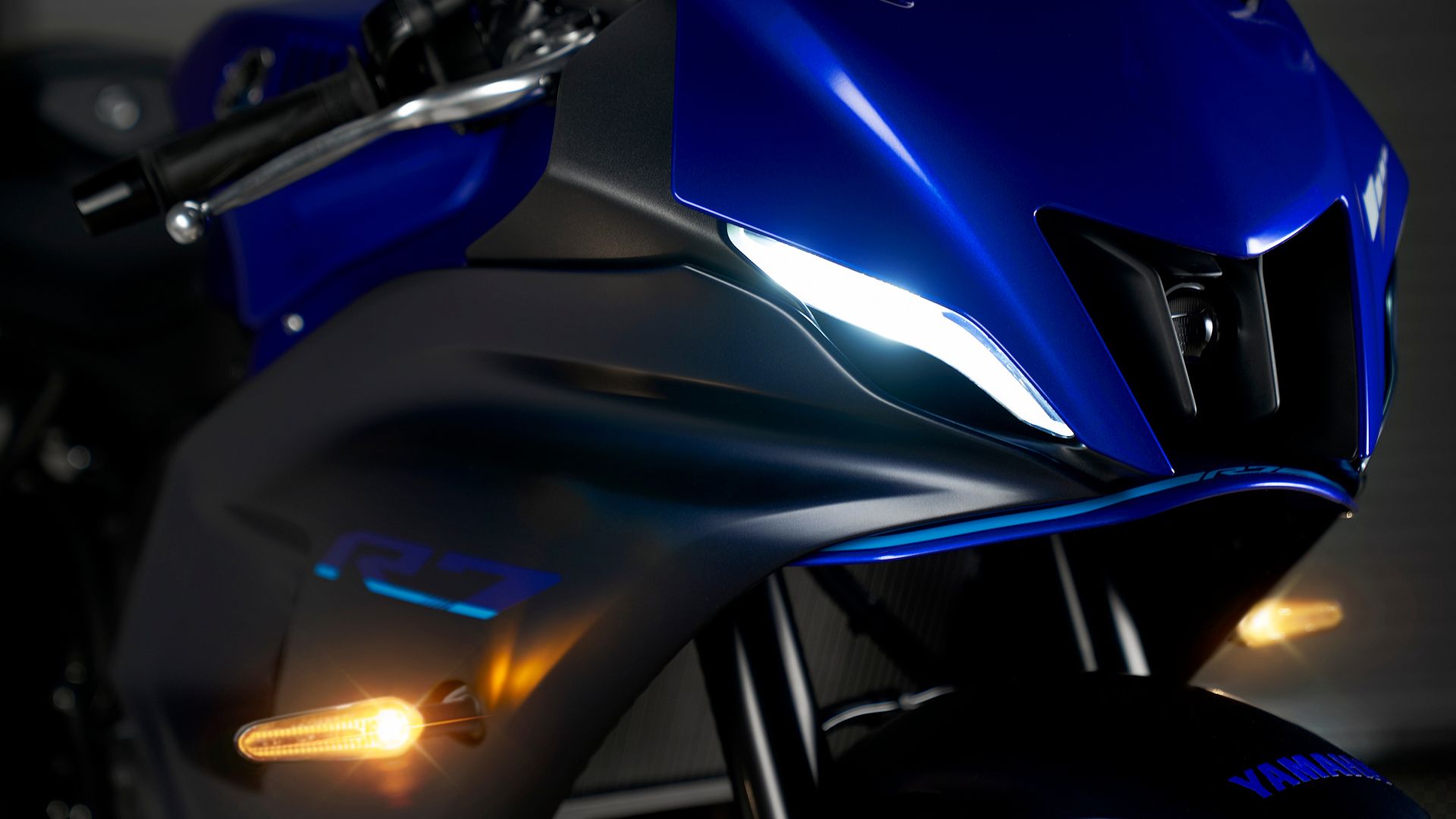 Yamaha R7 2022 Detalles 03