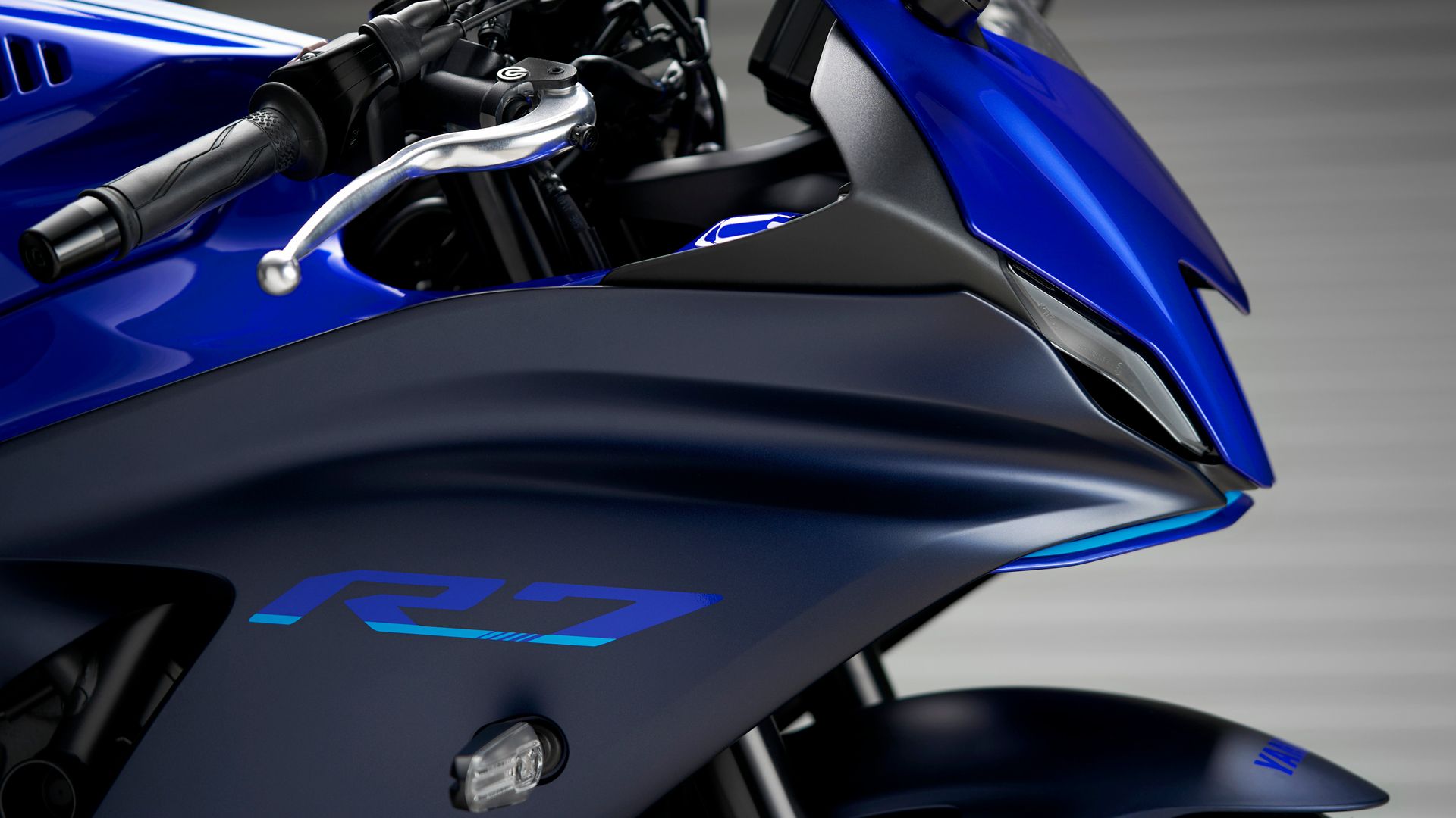 Yamaha R7 2022 Detalles 04