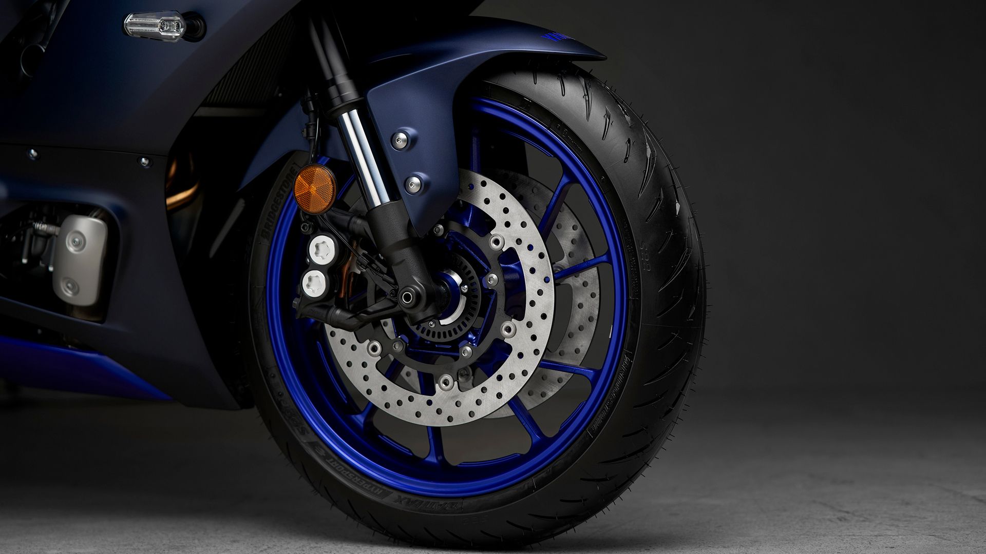 Yamaha R7 2022 Detalles 10