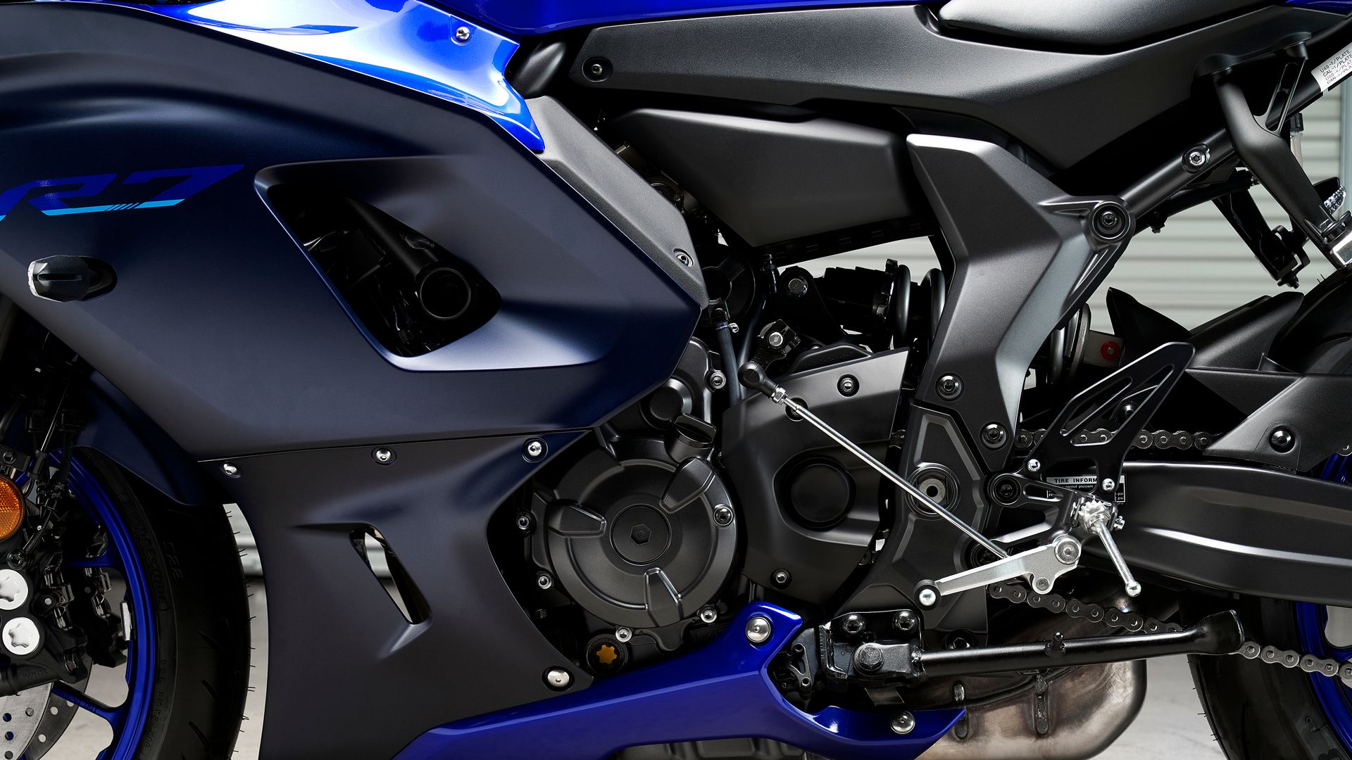 Yamaha R7 2022 Detalles 12
