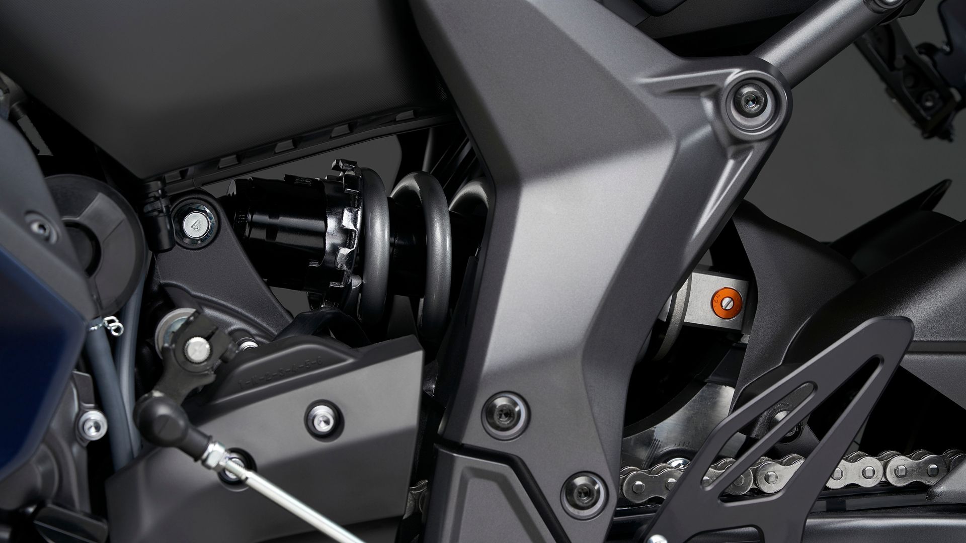 Yamaha R7 2022 Detalles 27